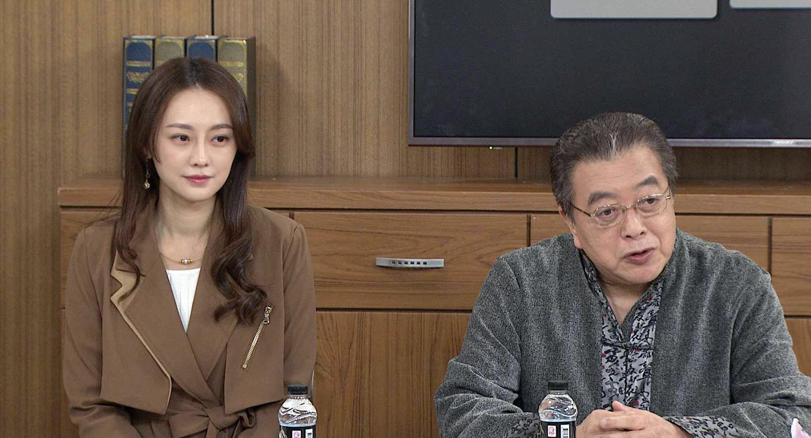 《美麗人生 壯志高飛 》璟宣劇中使盡手段成為林在培的假女兒。（台視提供）