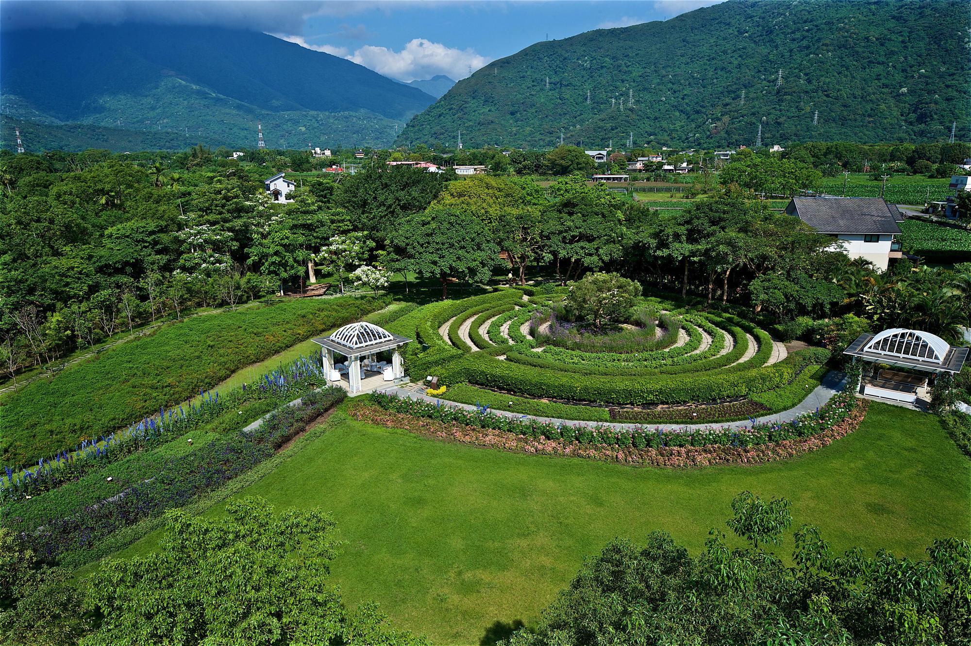 全台第一座香草七感療癒勝地