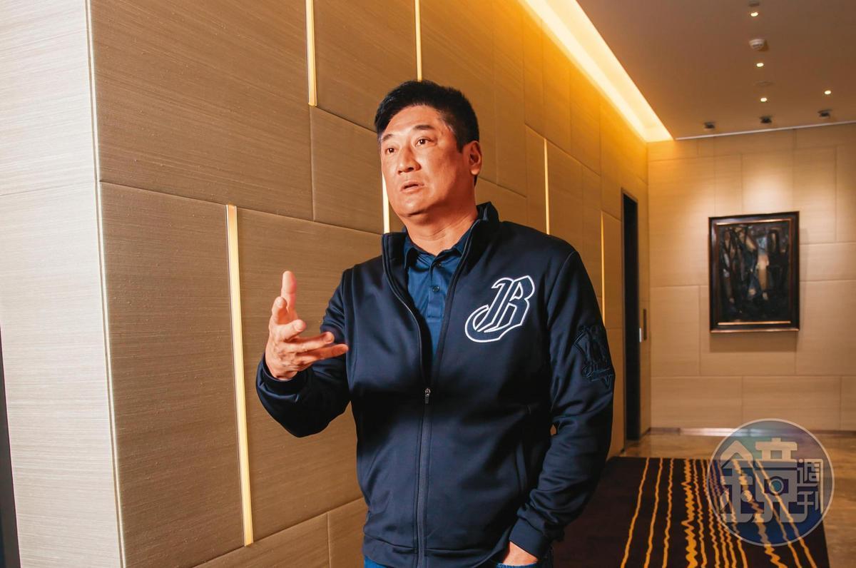 世界棒球經典賽今開打,辜仲諒賽前喊話中華隊「拿出腳數、膽識」。(本刊資料照)