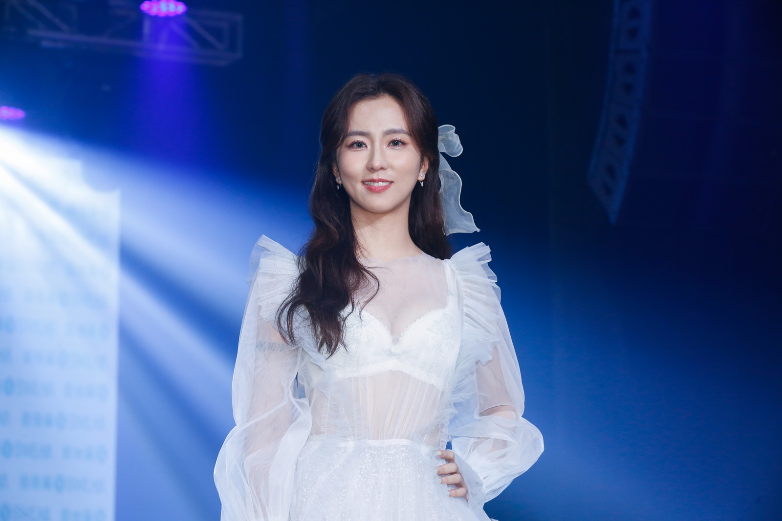 周曉涵第8年代言內衣。