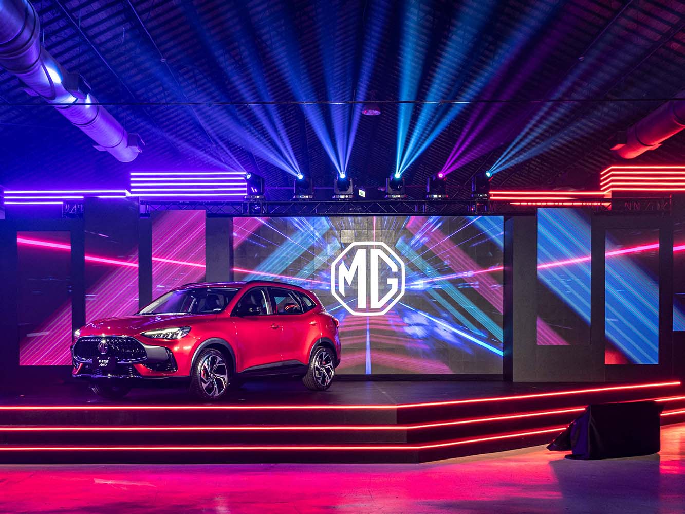 【新車上市】重返台灣後再添生力軍　MG推HS再增全新車型