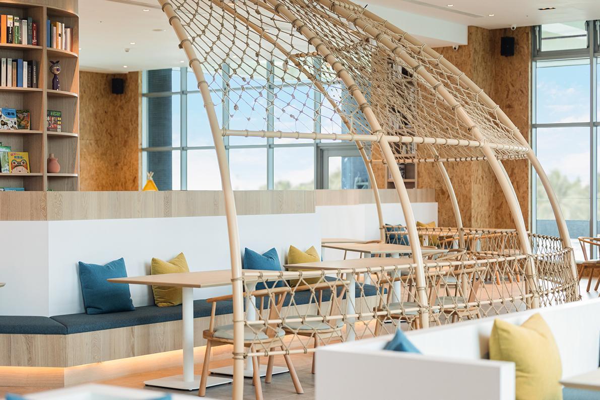 「coco椰林」則是有南洋風的多功能餐廳。（THE ARCHIPELAGO 凱渡廣場酒店提供）