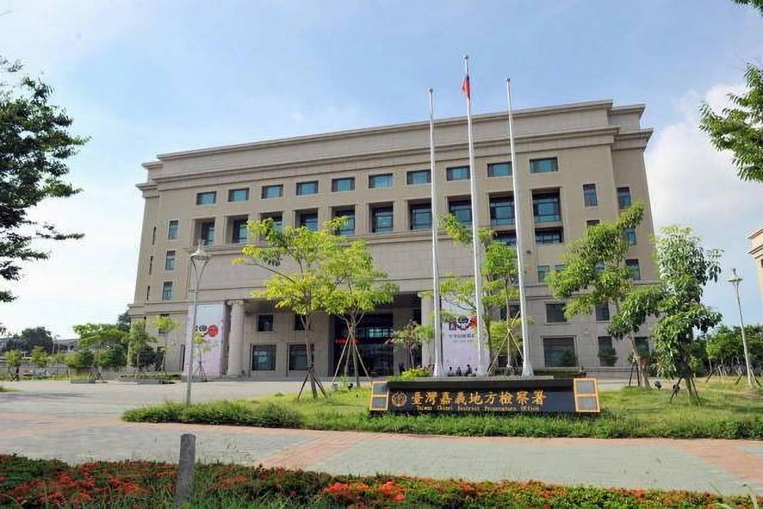 賴姓男子佯稱乩童假借神意猥褻少女遭嘉義地院判刑。（翻攝畫面）