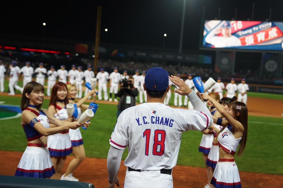 今輸給古巴無緣晉級8強，張育成賽後受訪難過落淚。（悍創提供）