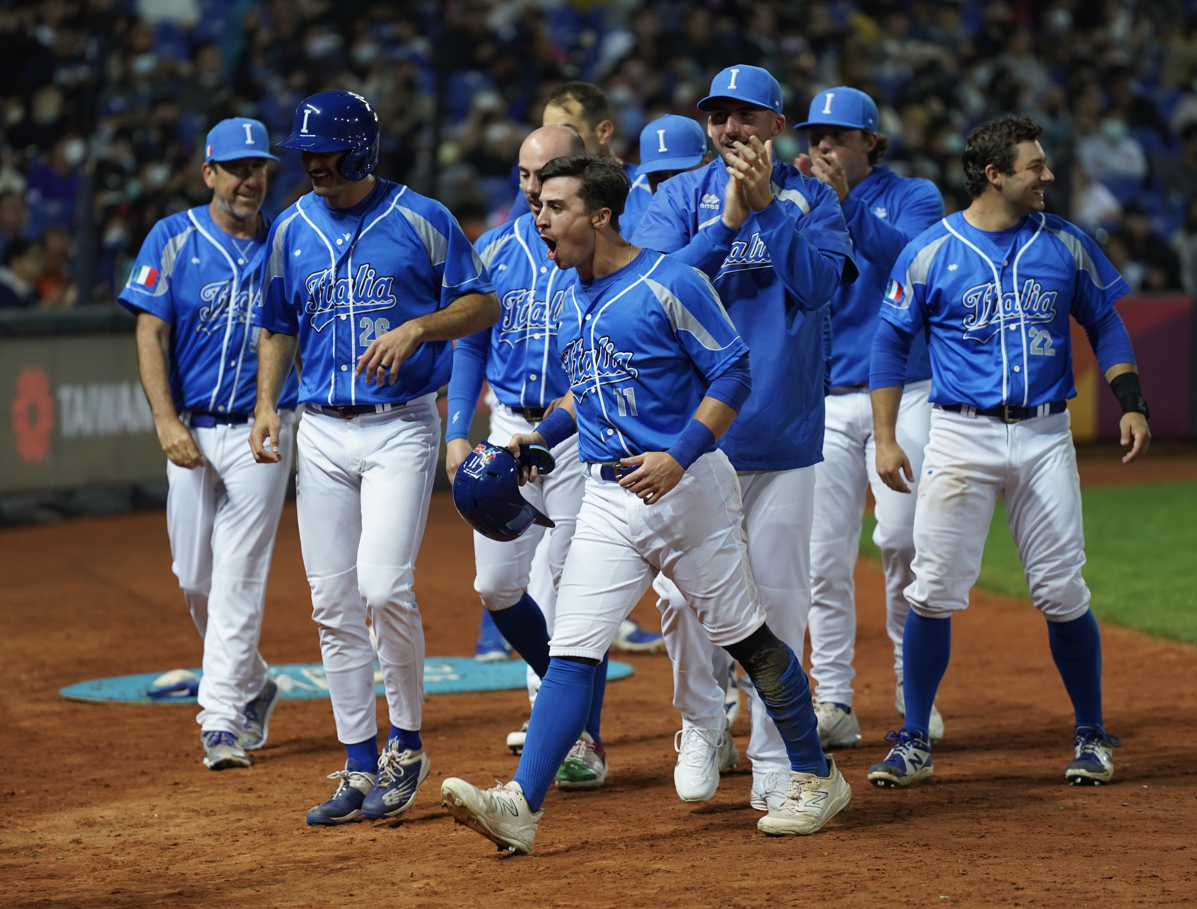 義大利以7:1擊敗荷蘭，取得A組第二張複賽門票。（悍創提供）