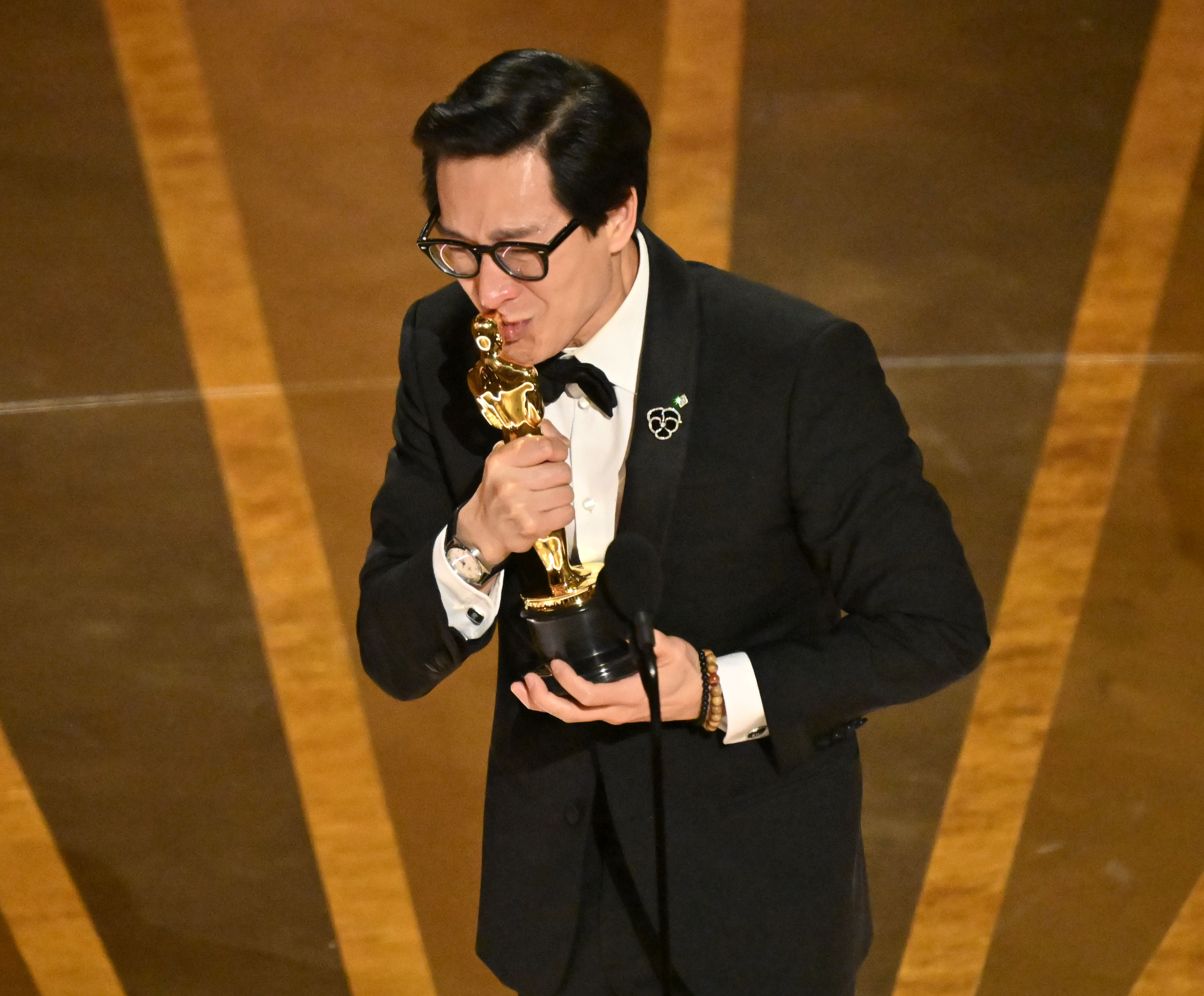 關繼威毫無懸念，憑《媽的多重宇宙》拿下夢寐以求的奧斯卡男配角獎。（東方IC）