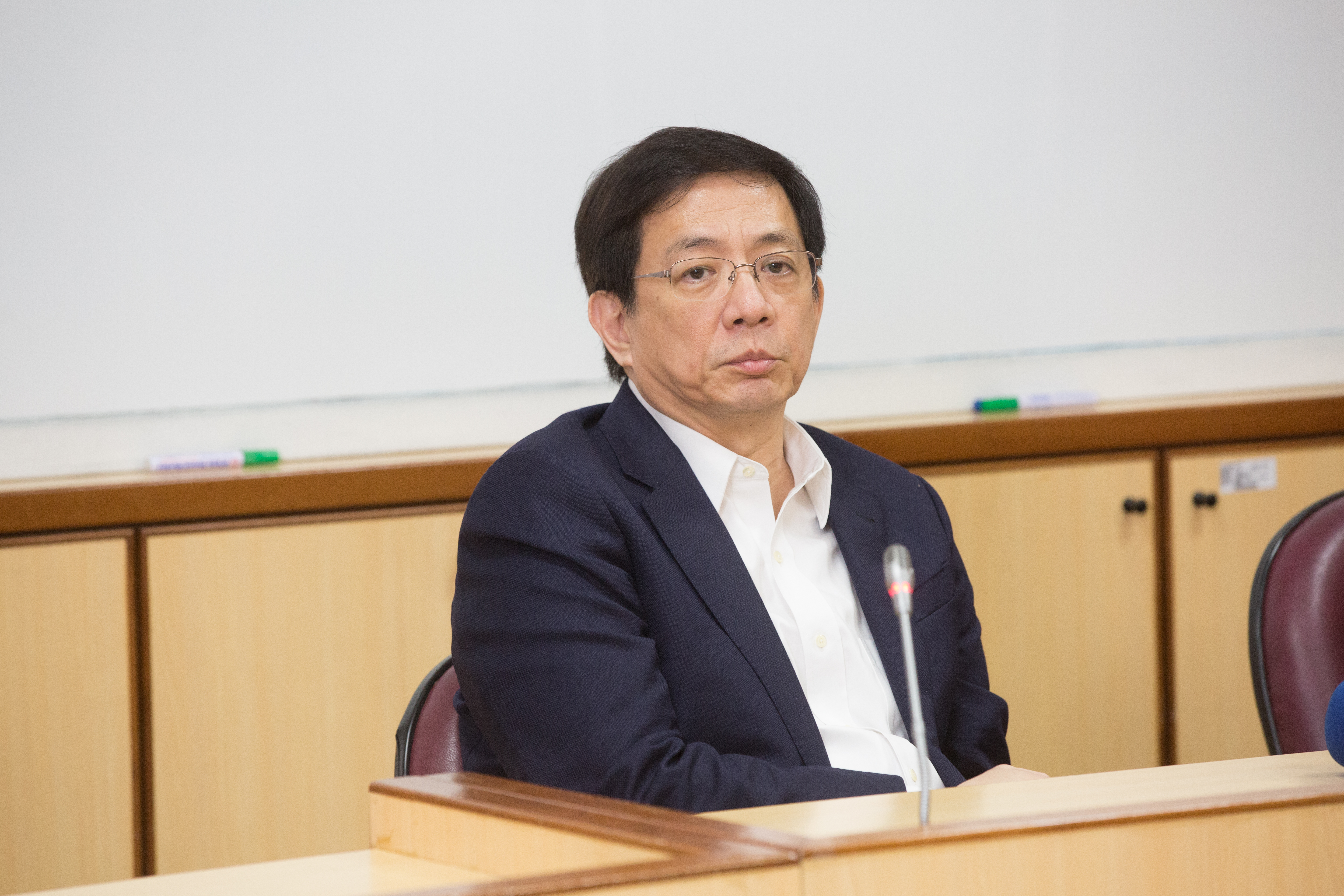 前台大校長管中閔近日出版新書，談及「卡管案」中最氣憤的事情時，直接點名監察院徹查其資料還洩漏給媒體。（本刊資料照）