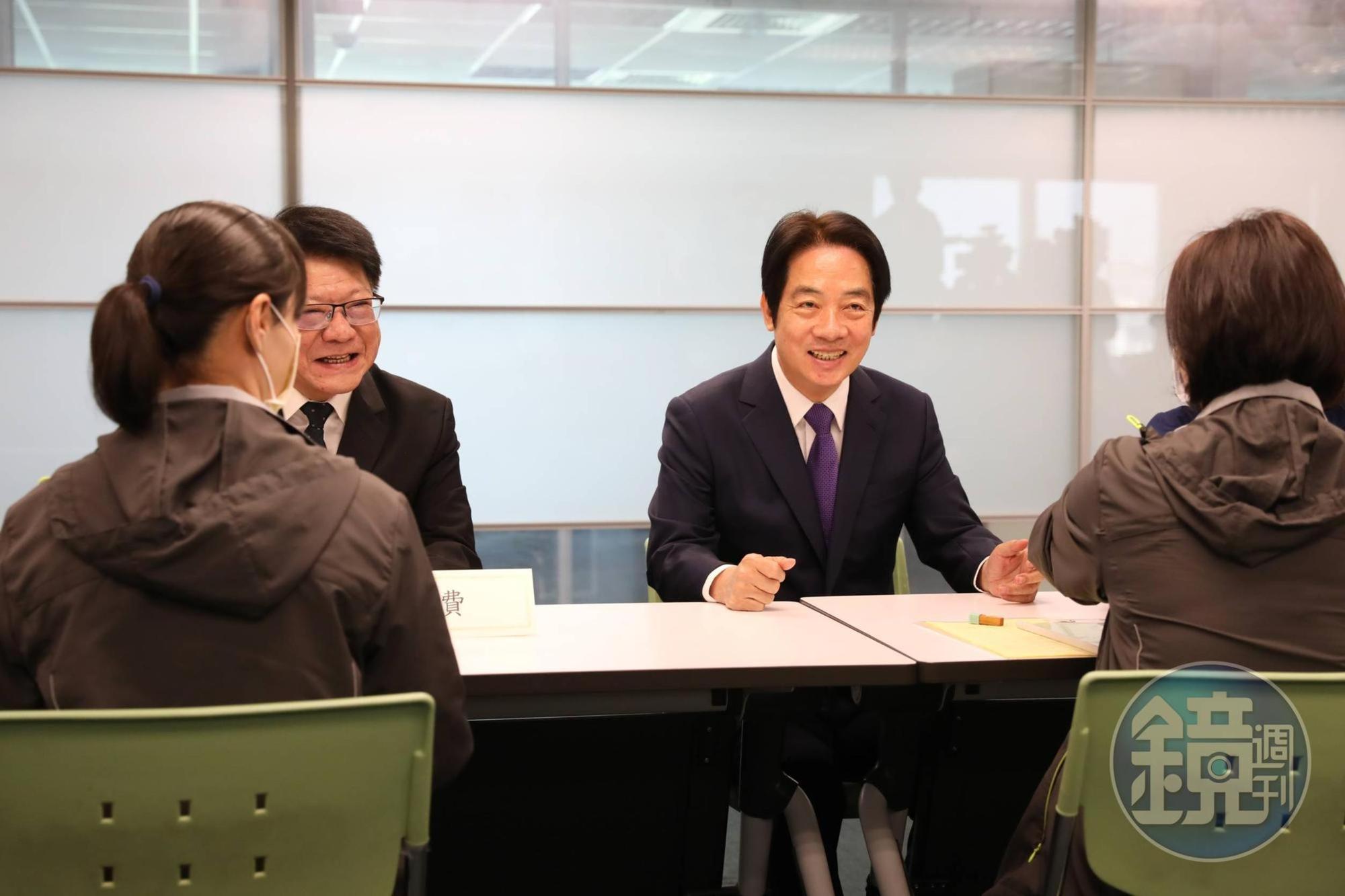 賴清德今在潘孟安陪同下前往民進黨中央黨部,登記參選民進黨2024總統初選。