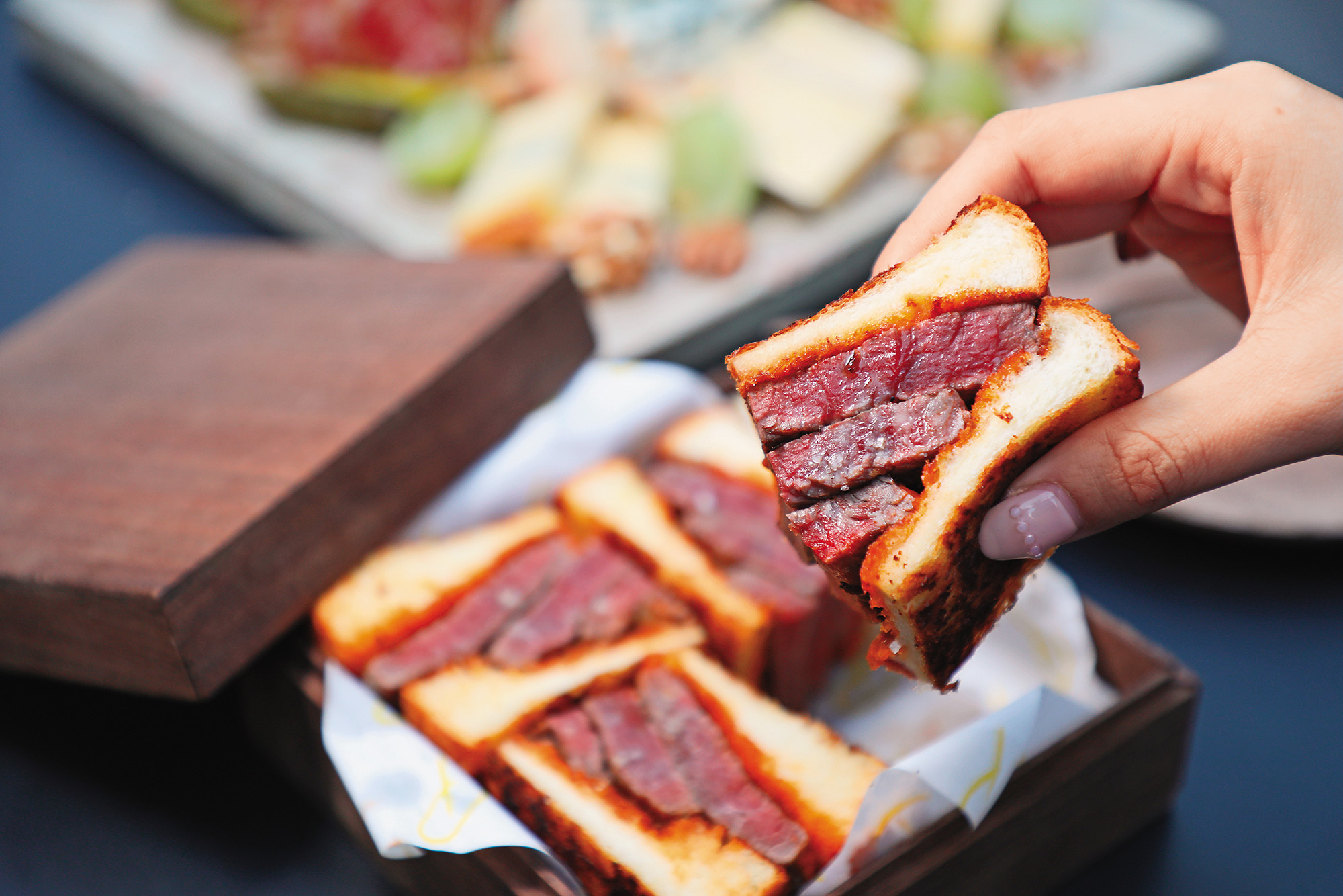 「Wagyu Sando」是PLUME的招牌餐點。 （港幣418元／份，約NT$1,630）