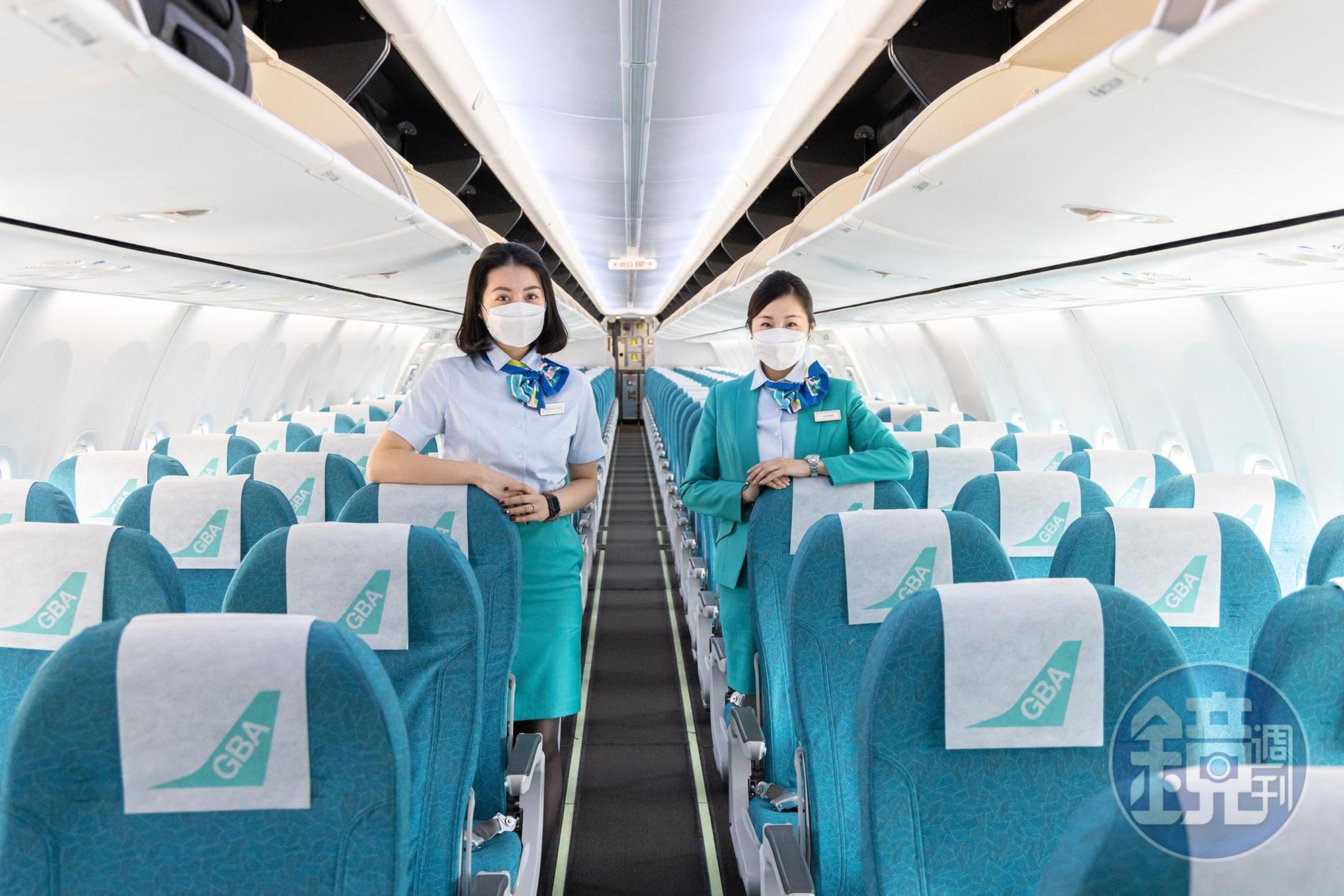 疫情間成立的大灣區航空(Greater Bay Airlines),於2022年7月正式投入服務,以白底與湖水綠配色作為企業識別。