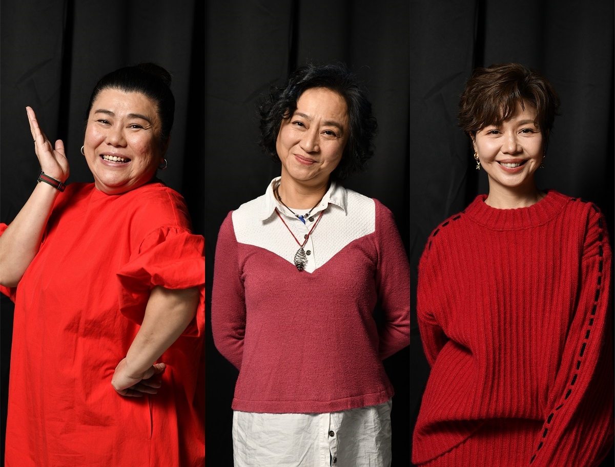 林美秀、楊麗音及于子育三位媽媽在節目中話匣子大開，聊到又哭又笑。（鏡電視提供）