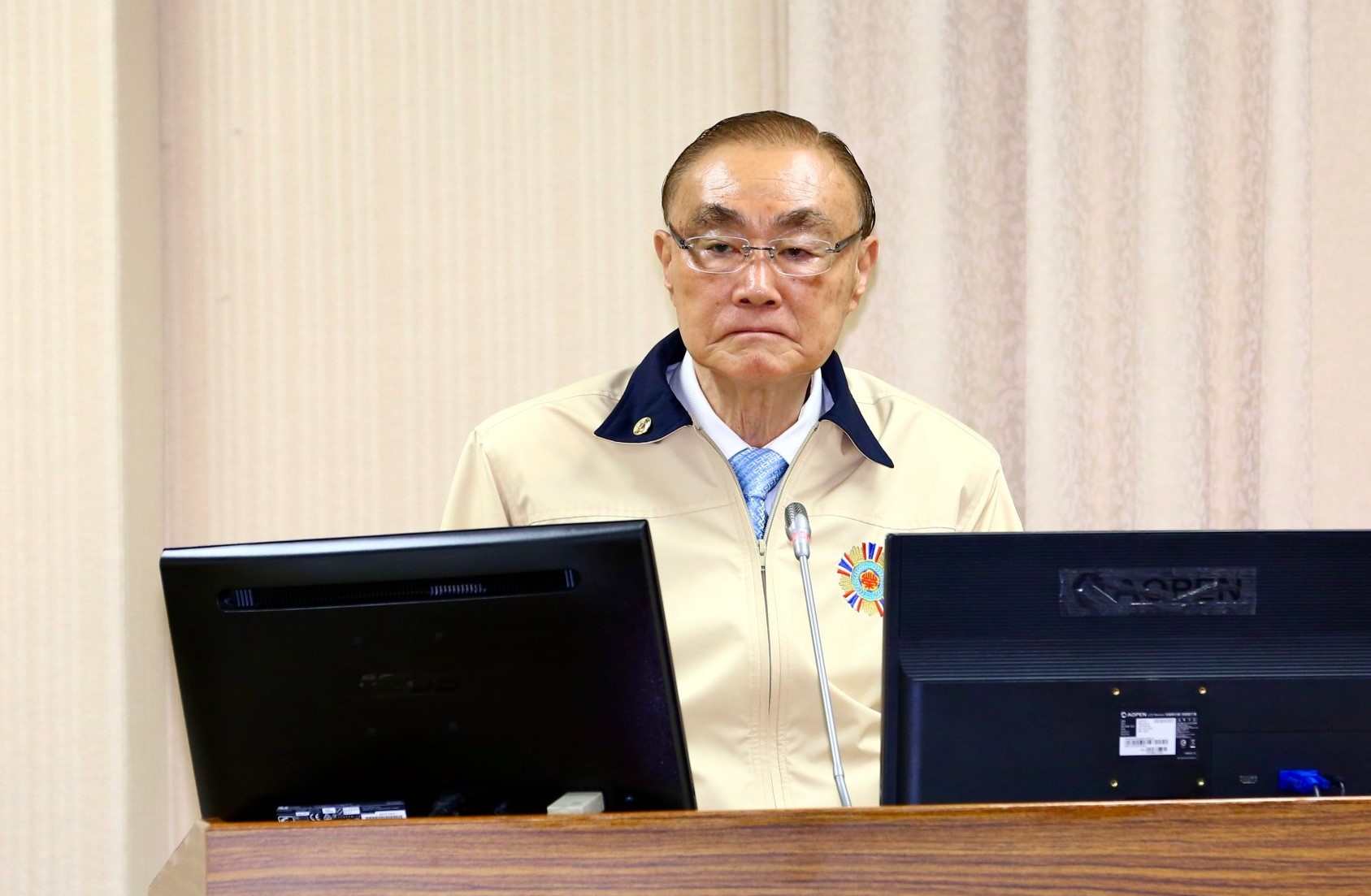 馮世寬今赴立院進行備質詢，會前被媒體問到金門失聯士兵是否可能對中國洩密，他不以為然反問「他懂什麼？」