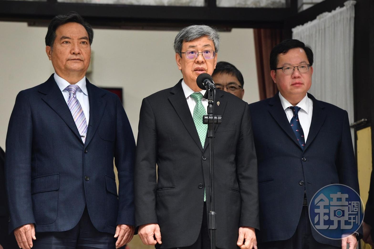 陳建仁(中)今針對宏都拉斯恐與我國斷交一事做出回應,呼籲對方「不要受騙」。