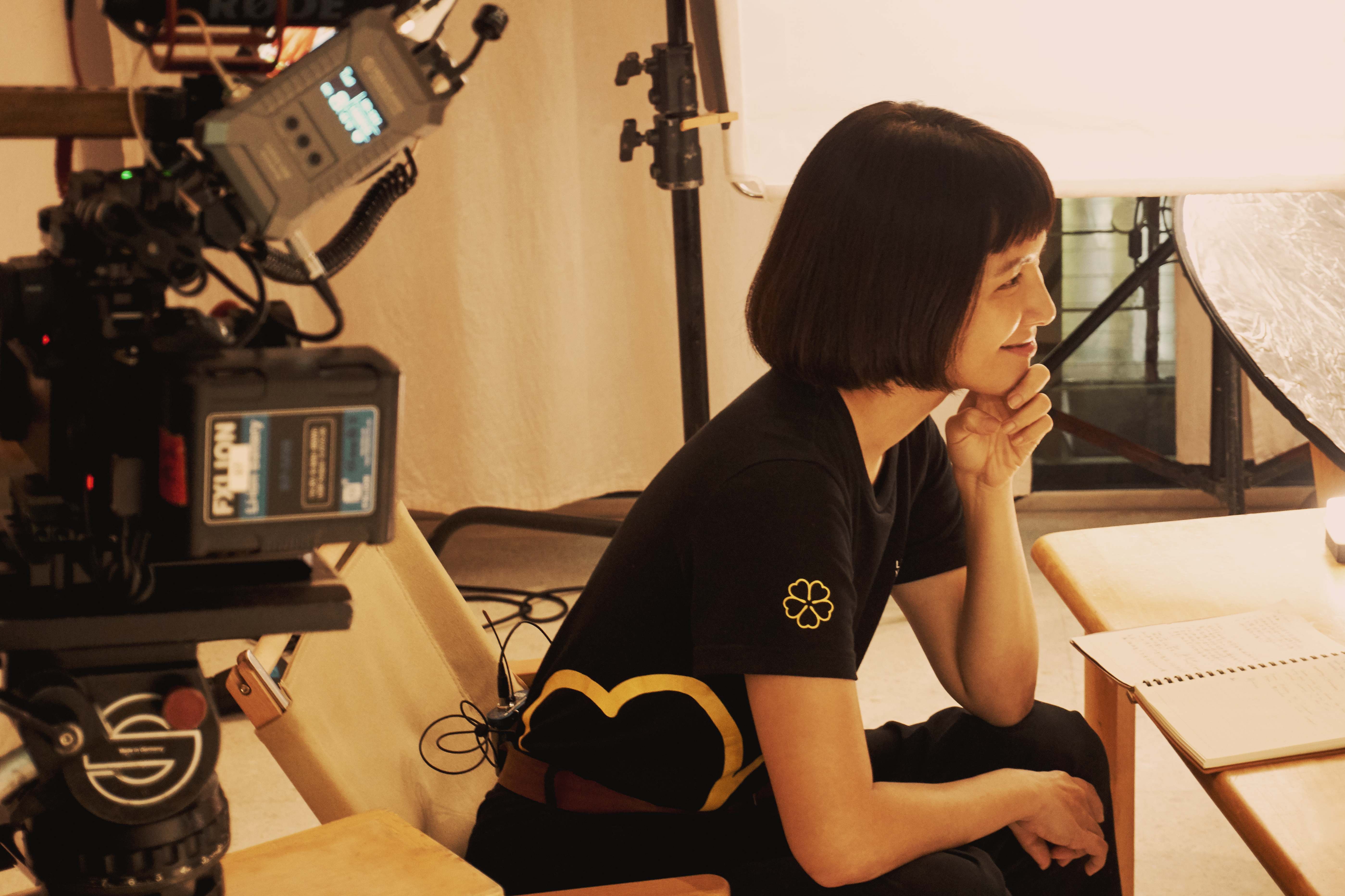 李心潔擔任《孩子，你好嗎？》系列紀錄片監製，親自籌組製作班底，並執導其中一部片《山頂小屋》。   （甲上提供）