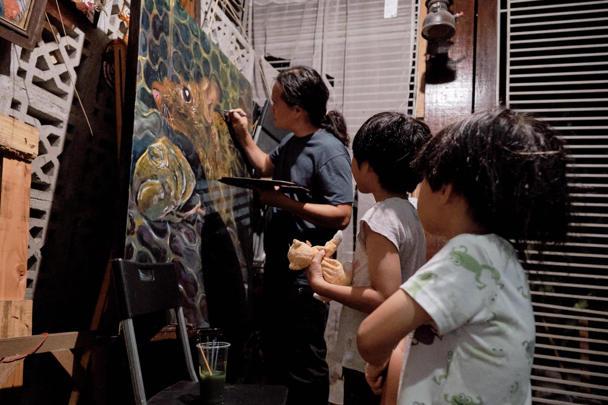 池家慶導演的《鴕鳥騎士》記錄在家自學的教育學習過程。(甲上提供)