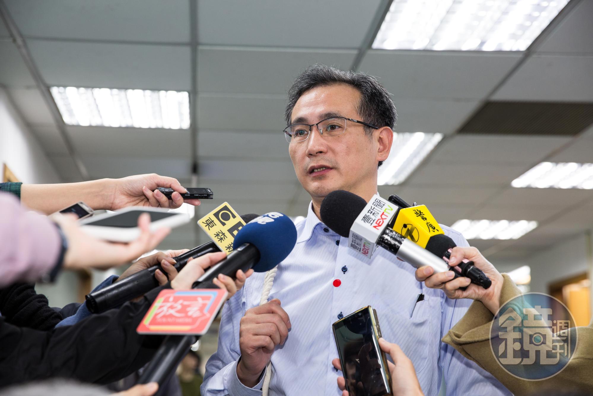 鄭運鵬今po文分析，對國民黨來說黑金是天生的體質，「骨質精奇特別適合選舉，國人絕不陌生。」（本刊資料照）