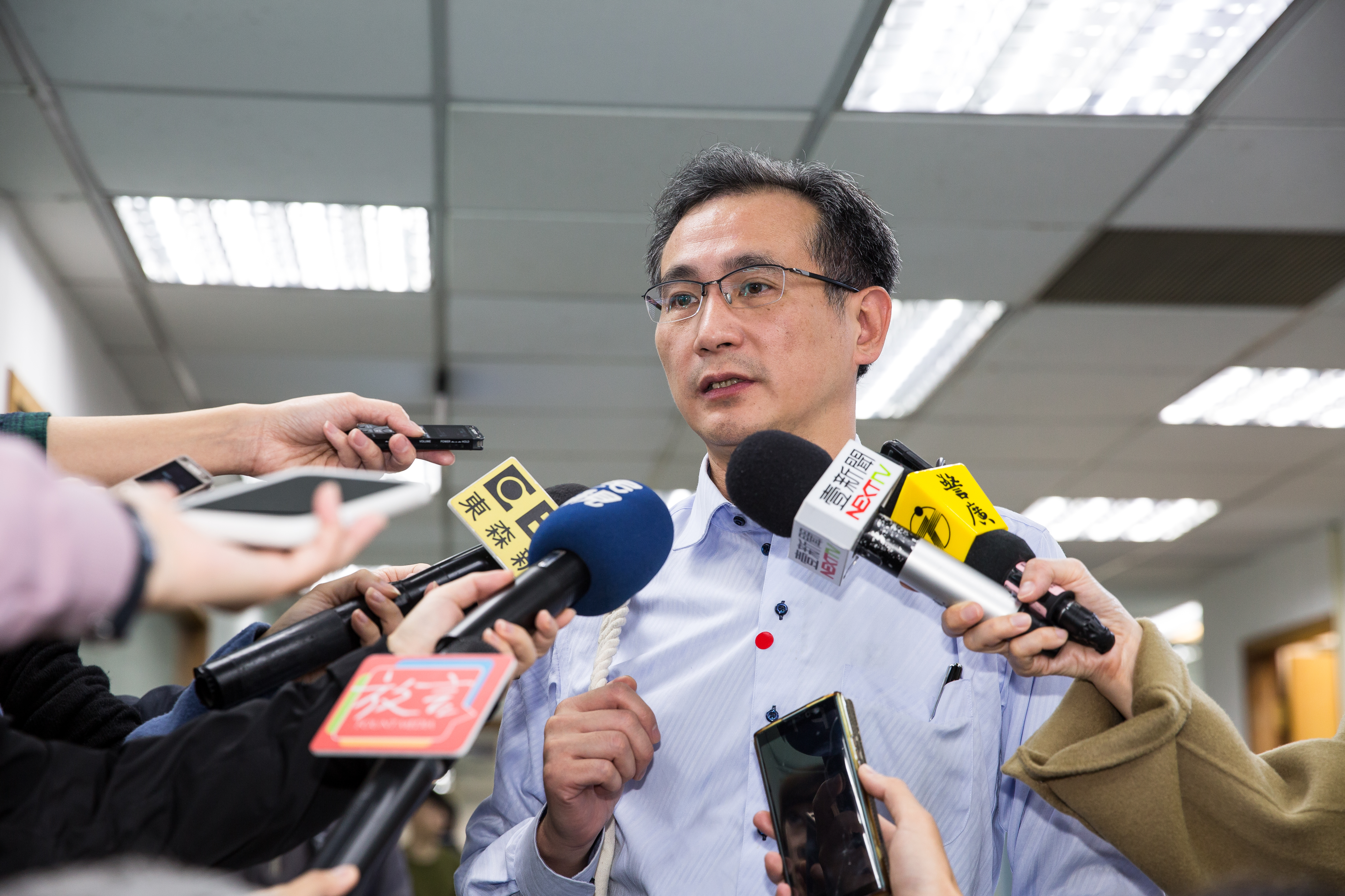 鄭運鵬今po文分析，對國民黨來說黑金是天生的體質，「骨質精奇特別適合選舉，國人絕不陌生。」（本刊資料照）