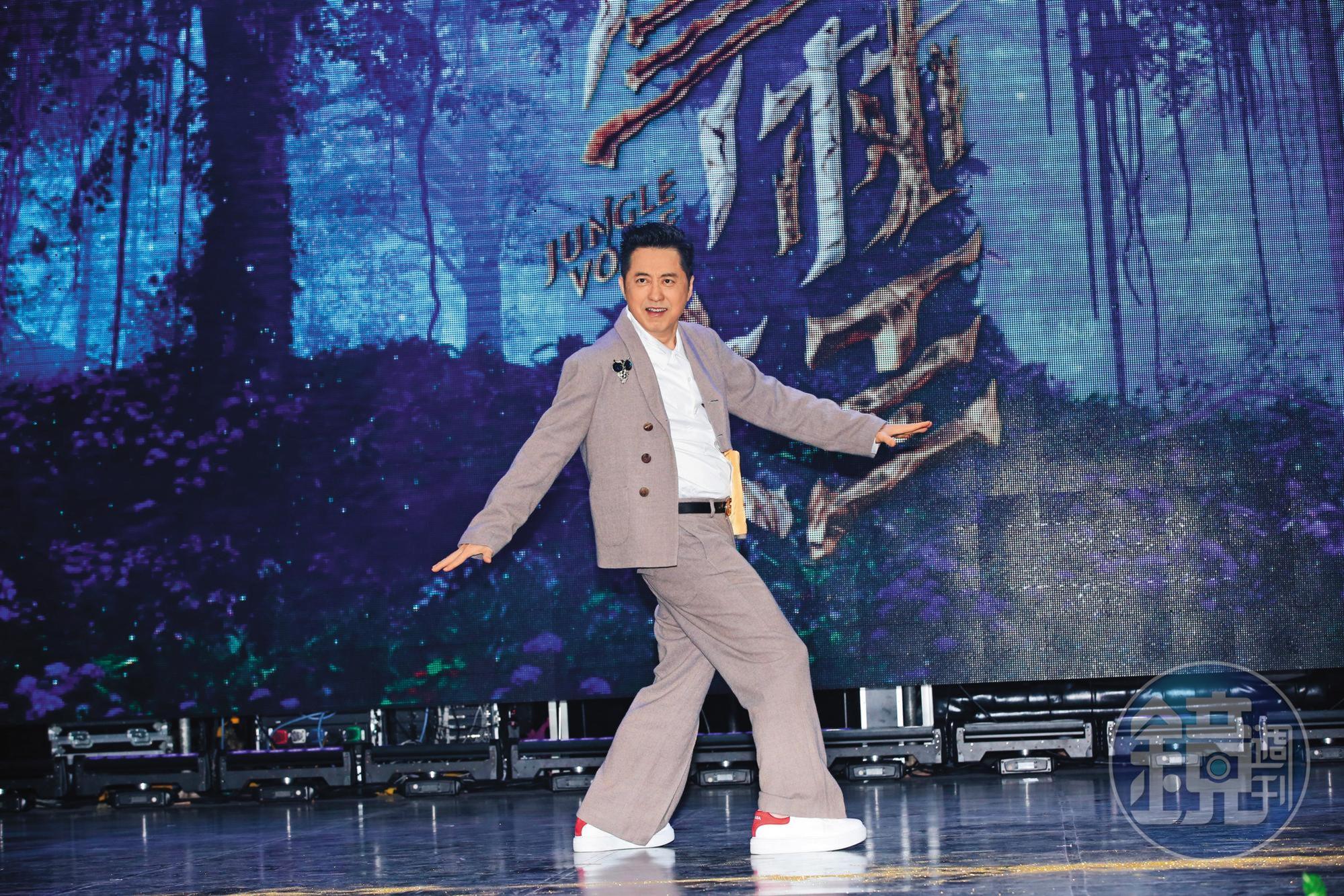 哈林2年前擔任選秀節目《聲林之王》導師。