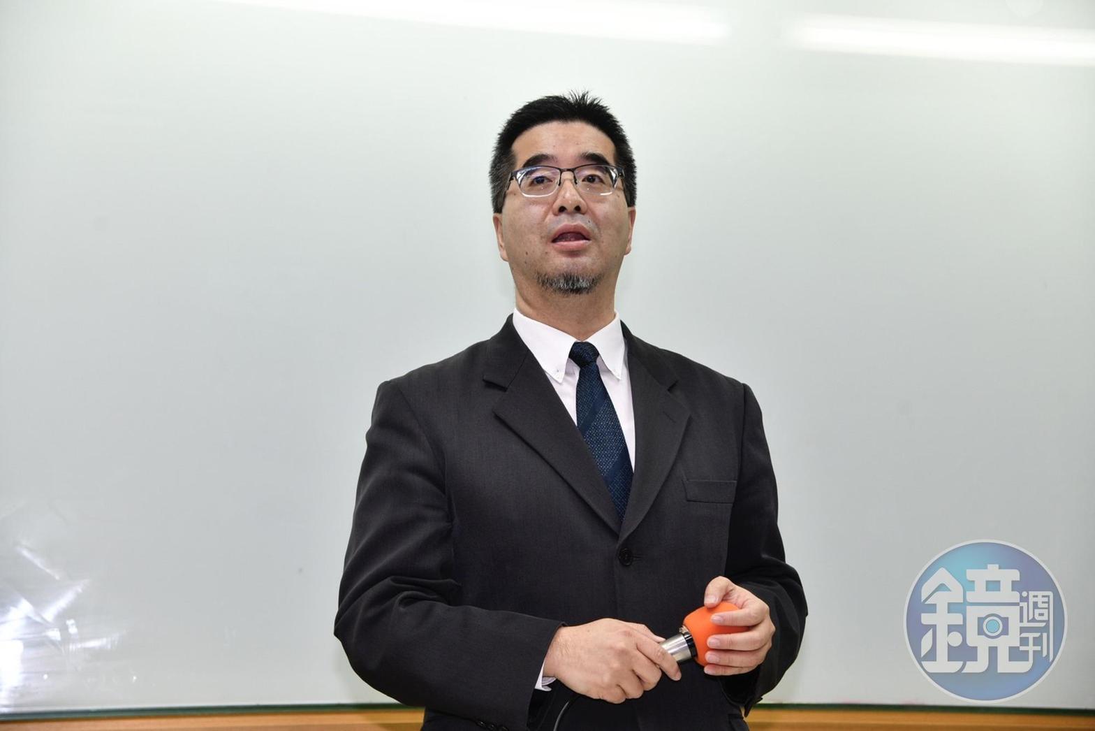 針對馬英九訪中，蕭旭岑今上午對外召開記者會說明此事。