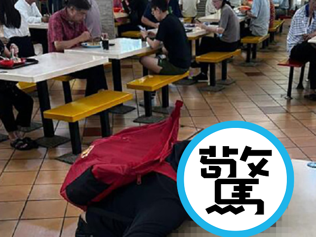 男「趴睡」美食街一整天,才被發現死亡!民眾伴屍吃飯近24小時渾不知。(翻自《中國報》)
