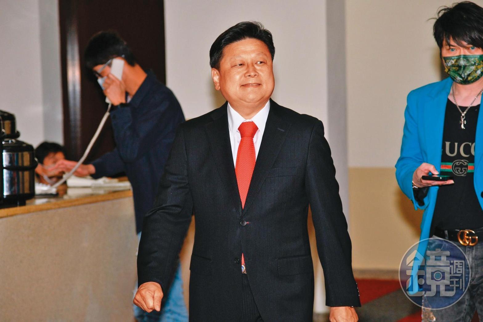 傅崐萁(圖)是朱立倫任主席以來倚重的策士,但他加入選策會後批評聲浪不斷,暴露長年缺乏解決紛爭的民主機制讓國民黨與社會脫節。