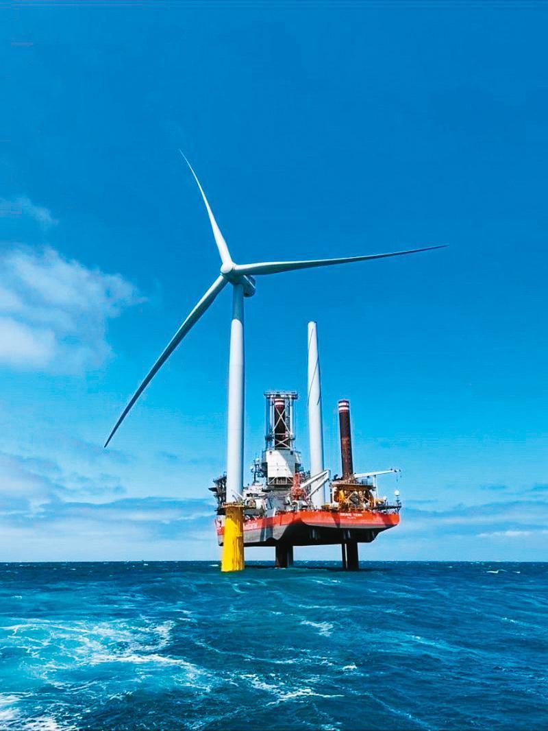 達德公司投入大筆經費在雲林設置離岸風力發電場,遇層層阻礙,有人擔心安全出問題,高層曾表明以後不在雲林做案子。(翻攝潘正綱臉書)
