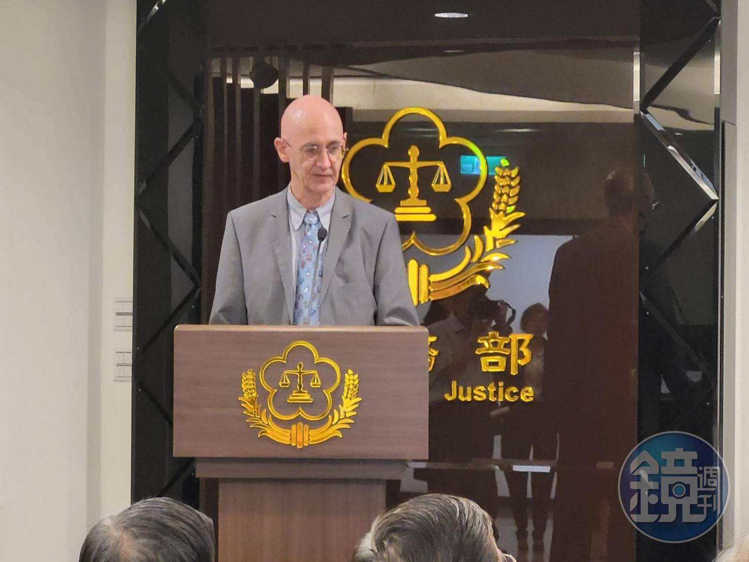 德國在台協會處長許佑格表示,台德雙方簽署司法合作,有助保障人權及司法正義。
