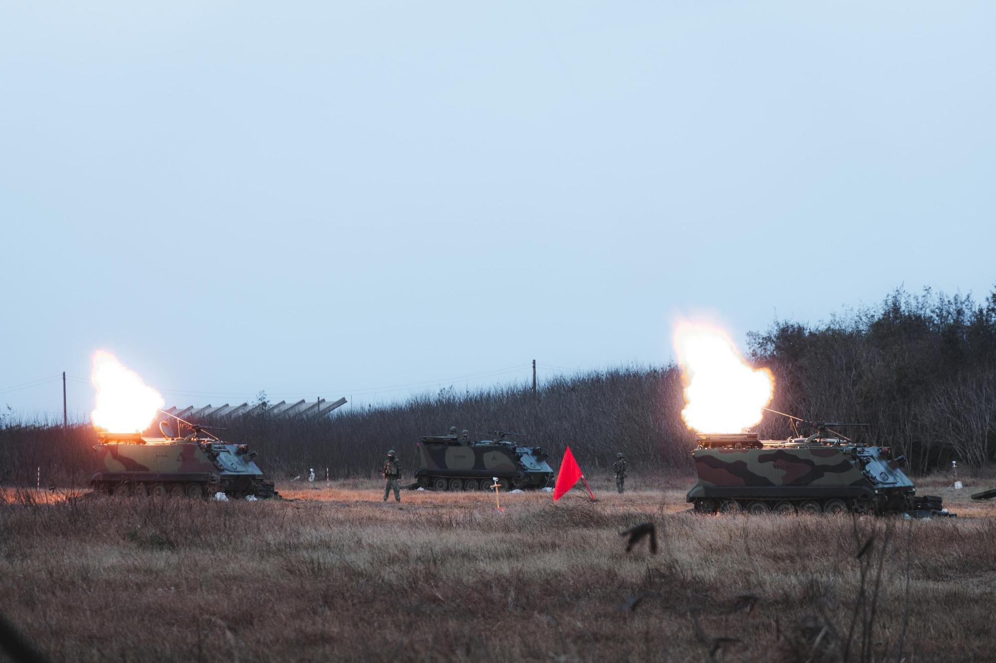 陸軍第六軍團驚傳演習事故,2名化學兵遭到燙傷,所幸並無大礙。示意圖,非當事人。(翻攝自中華民國陸軍臉書)