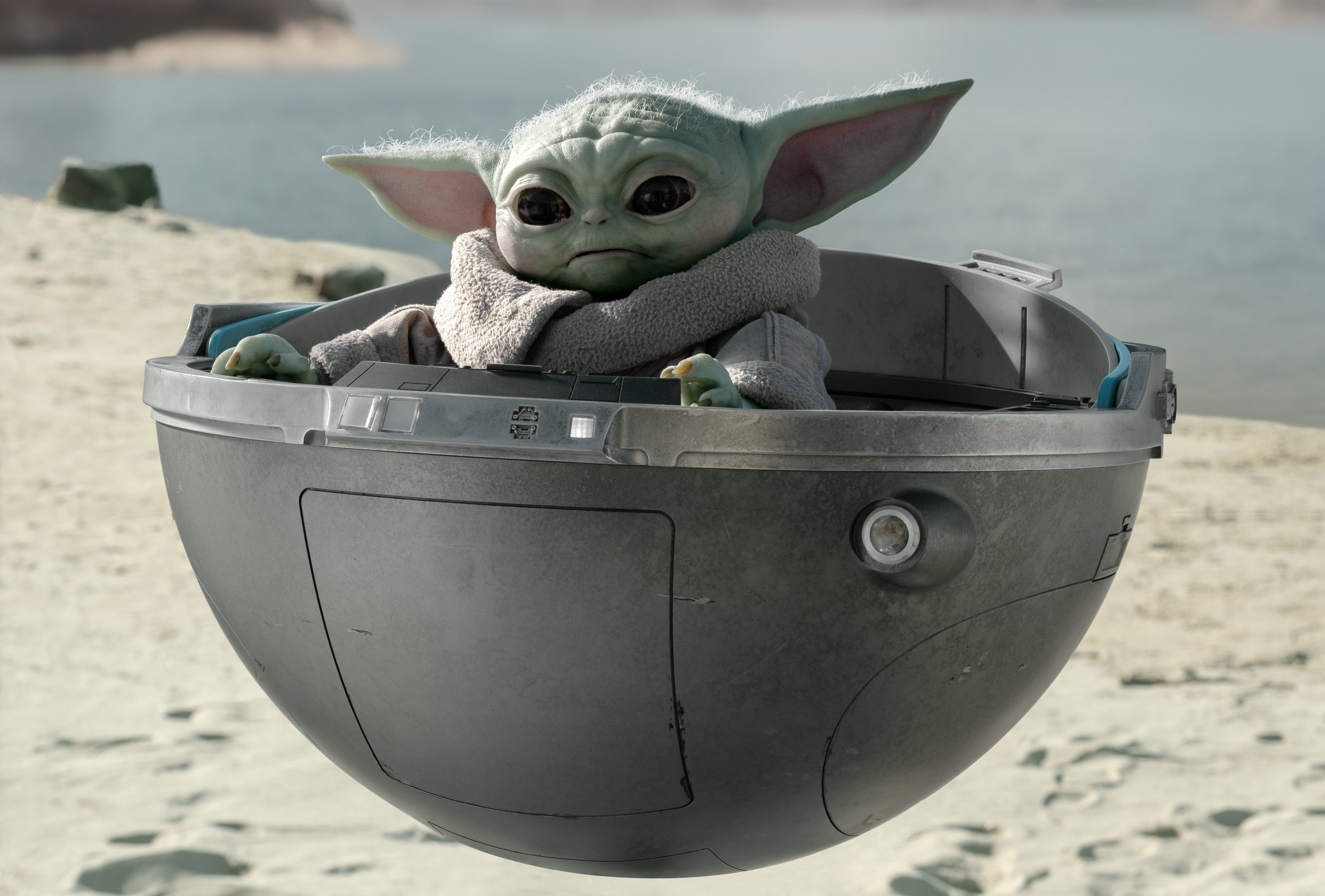 過往總是神秘身世背景的古古，現在被揭露曾在「絕地聖殿」接受過訓練，卻因故中斷絕地武士的訓練。（Disney+提供）