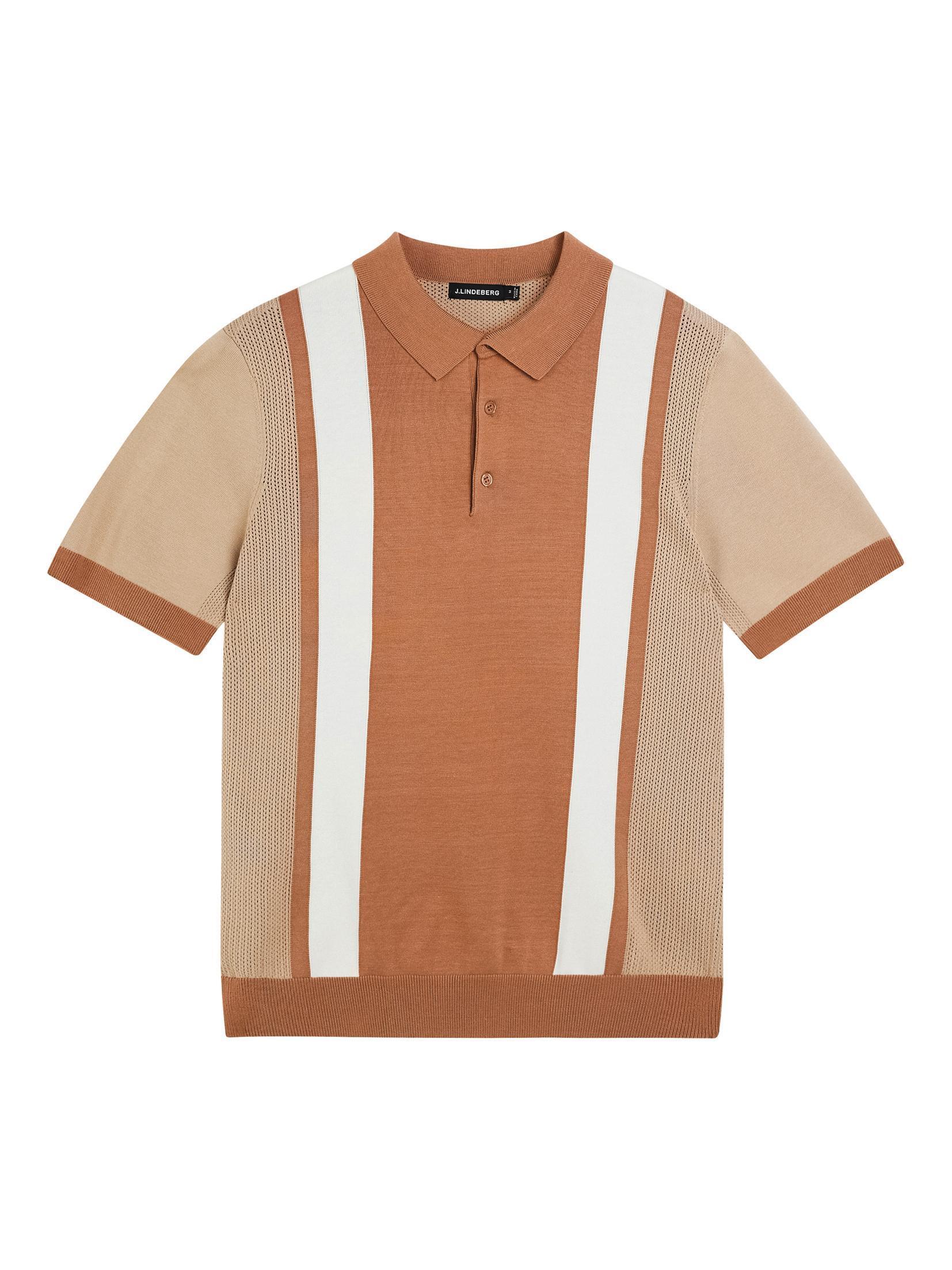 撞色涼感紡絲針織Polo衫 NT$5,980（J.LINDEBERG提供）