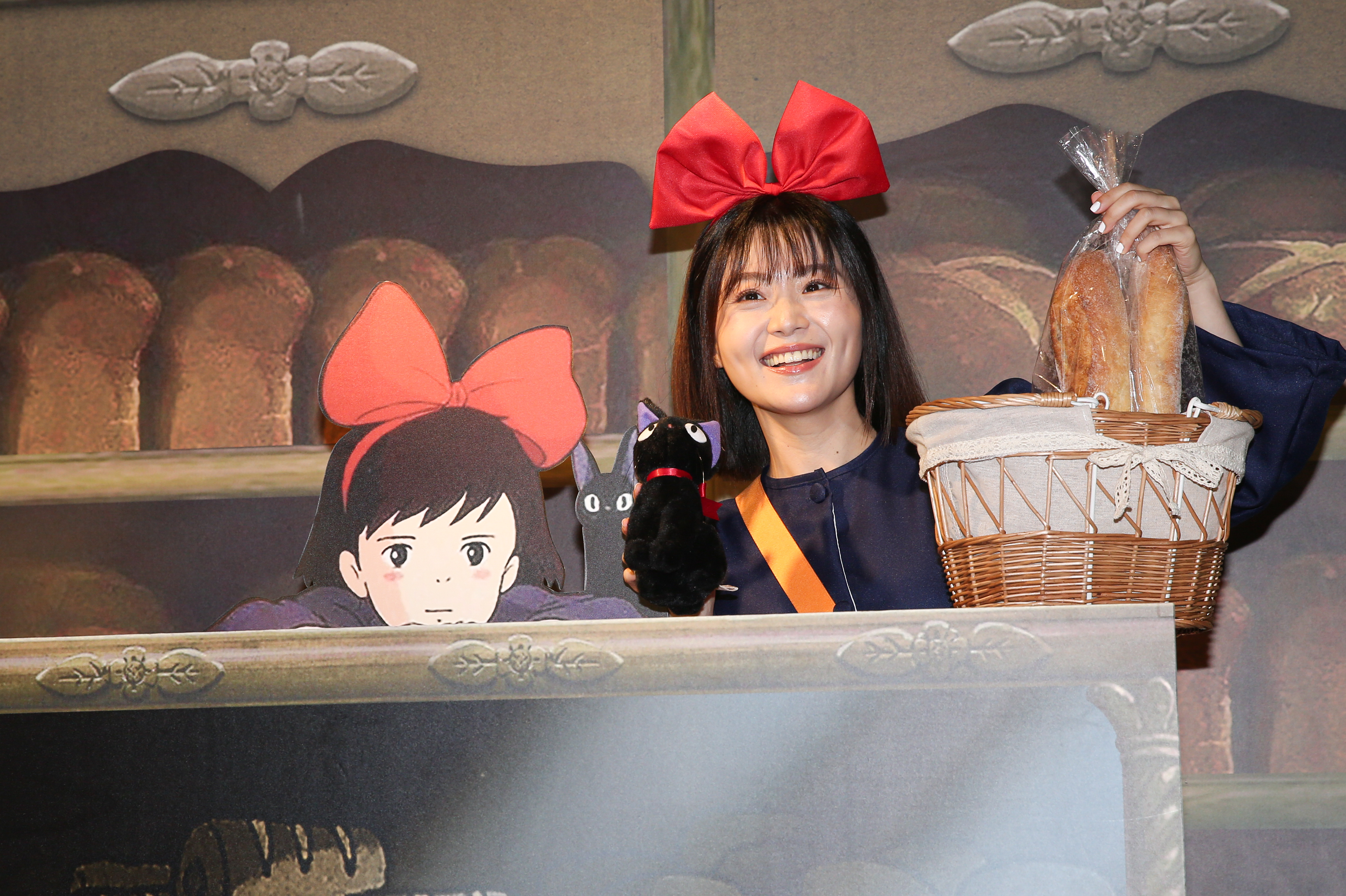 楊小黎扮成《魔女宅急便》魔女琪琪模樣出席「台灣の魔女琪琪見面會」，大呼圓夢。