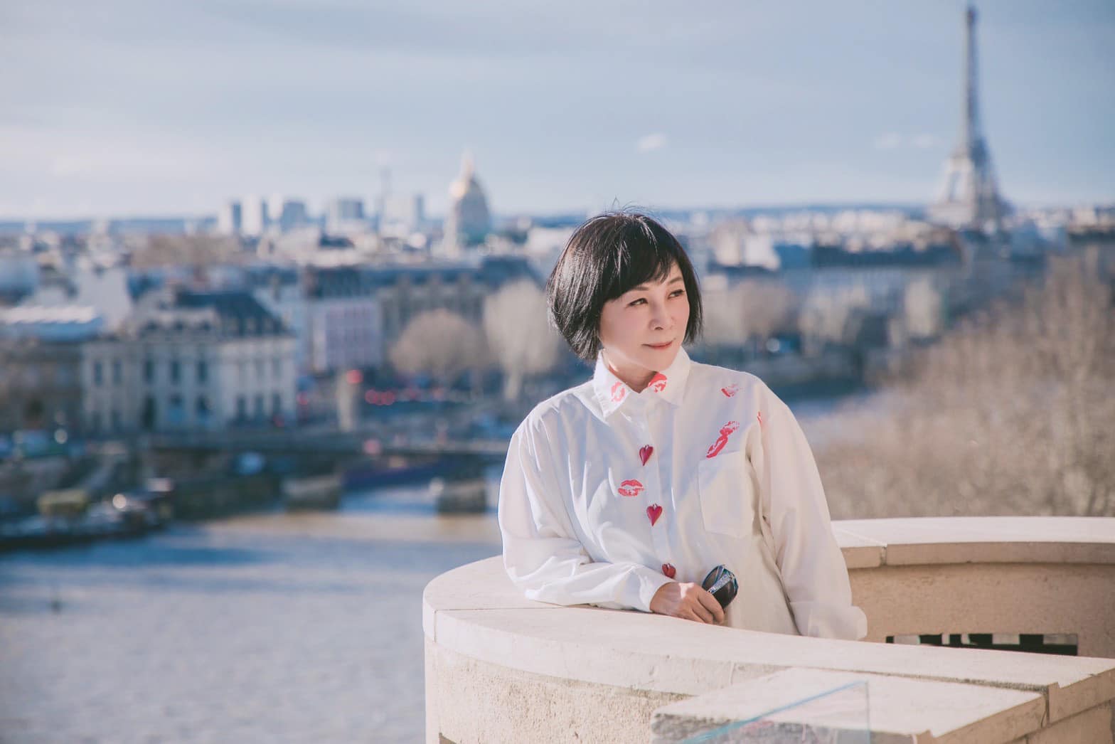 吳淡如曬出和乾兒子、乾女兒們的合照。（翻攝自吳淡如臉書）