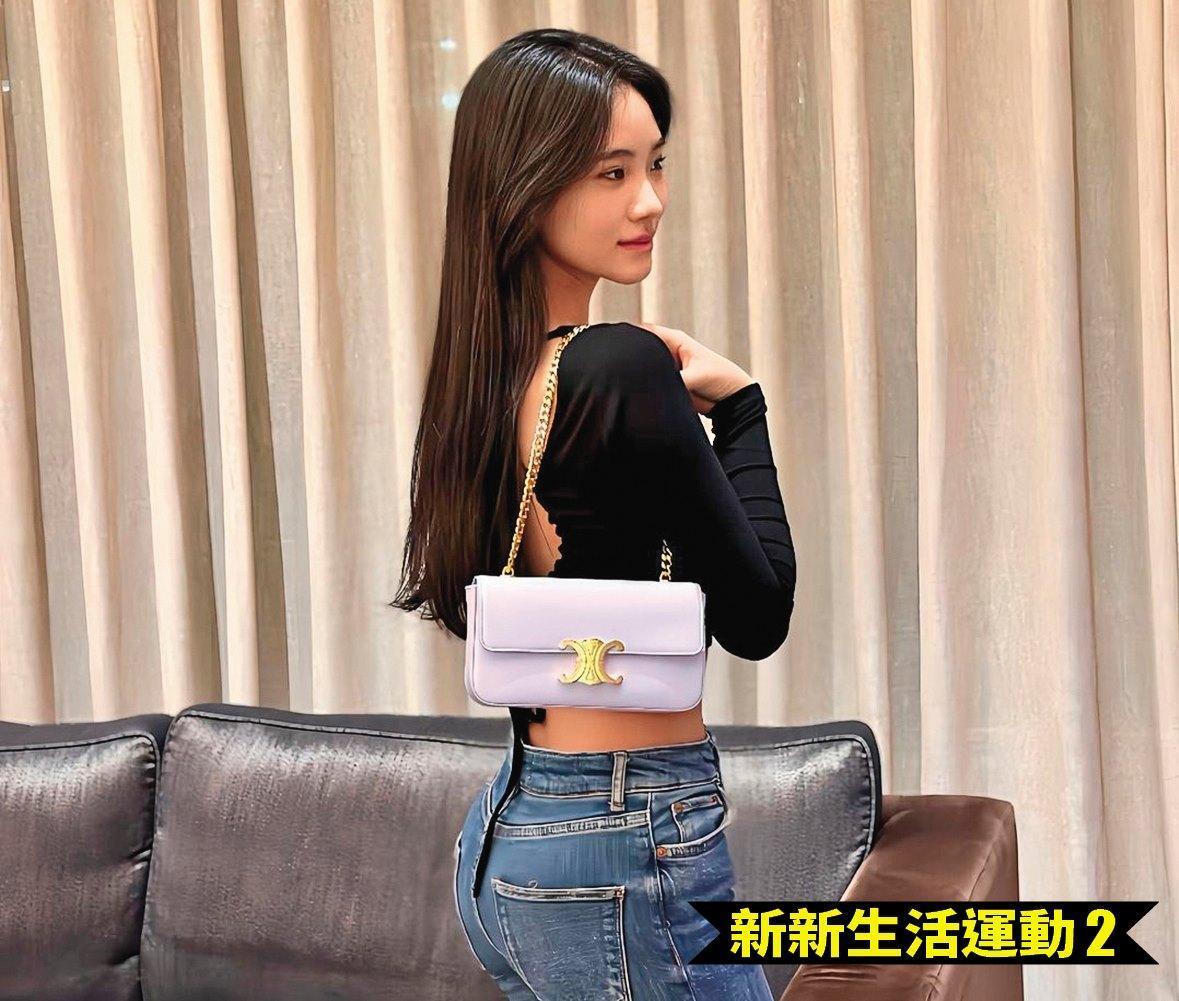小S的二女兒許韶恩不讓桃園「翹臀狒」專美於前,立馬秀出渾圓蜜桃臀。(翻攝自許韶恩IG)
