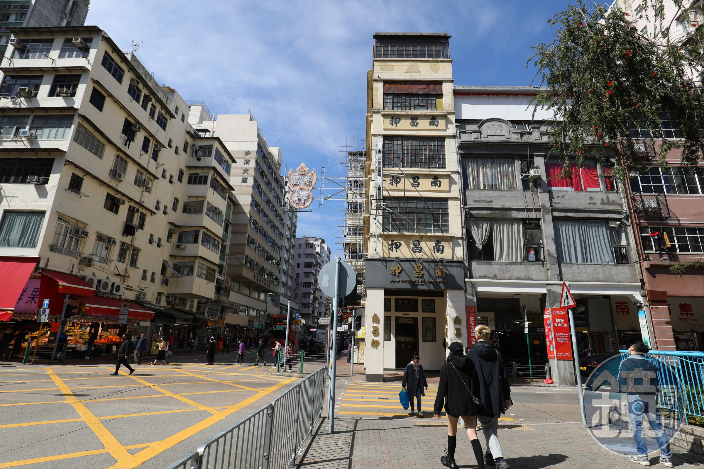 深水埗雖是工業區,但近年冒出許多網紅咖啡館。