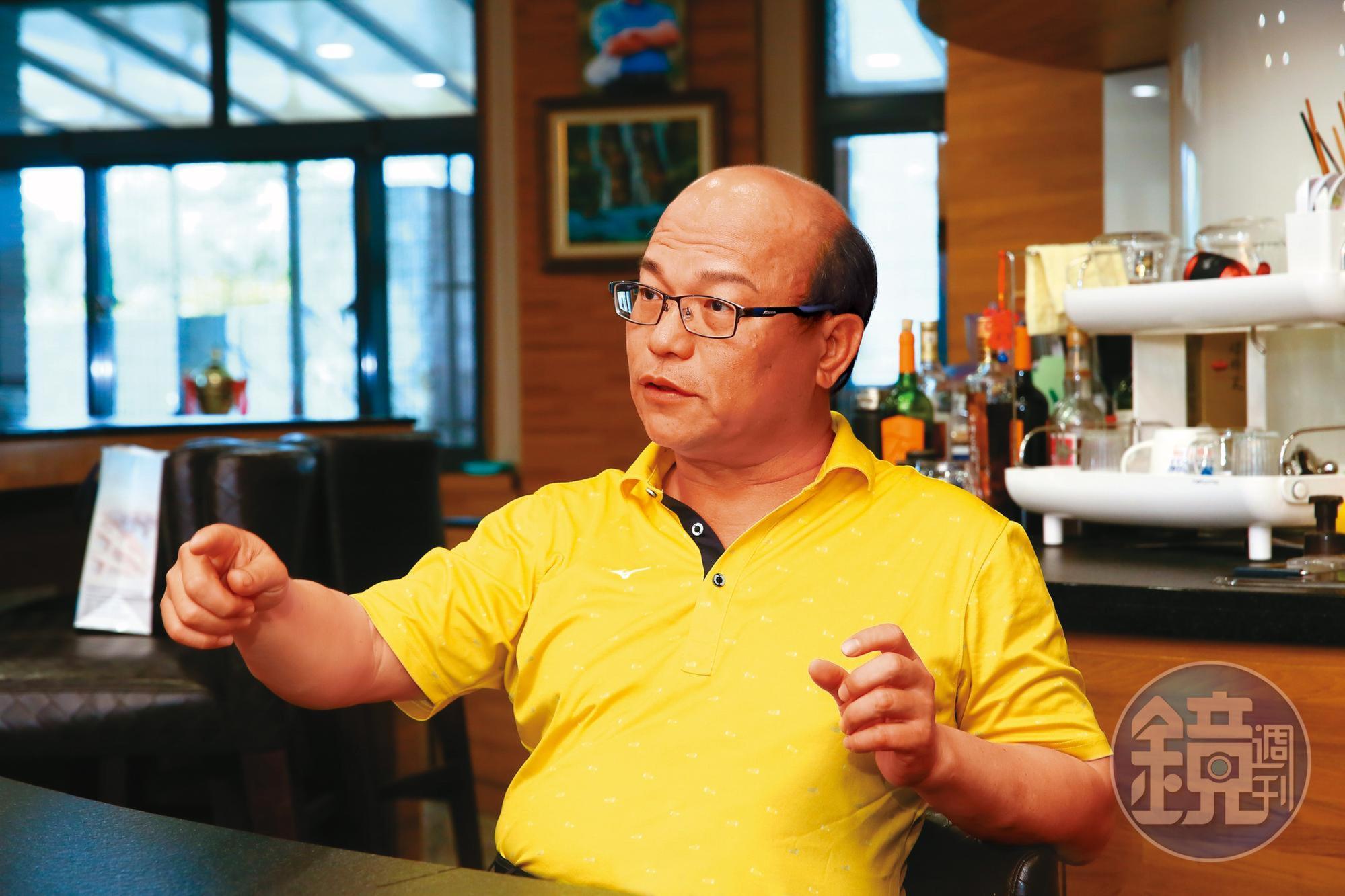 興農會員權益促進會長陳永豐提出每張球證補償金180萬元，否則會員將抗爭到底。