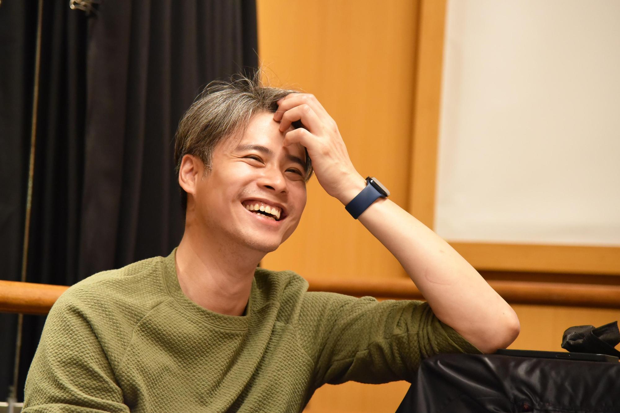 吳定謙對於《阿甯咕又闖禍了YA~》音樂劇演出劇情感到心有戚戚焉。(夢田影像提供)