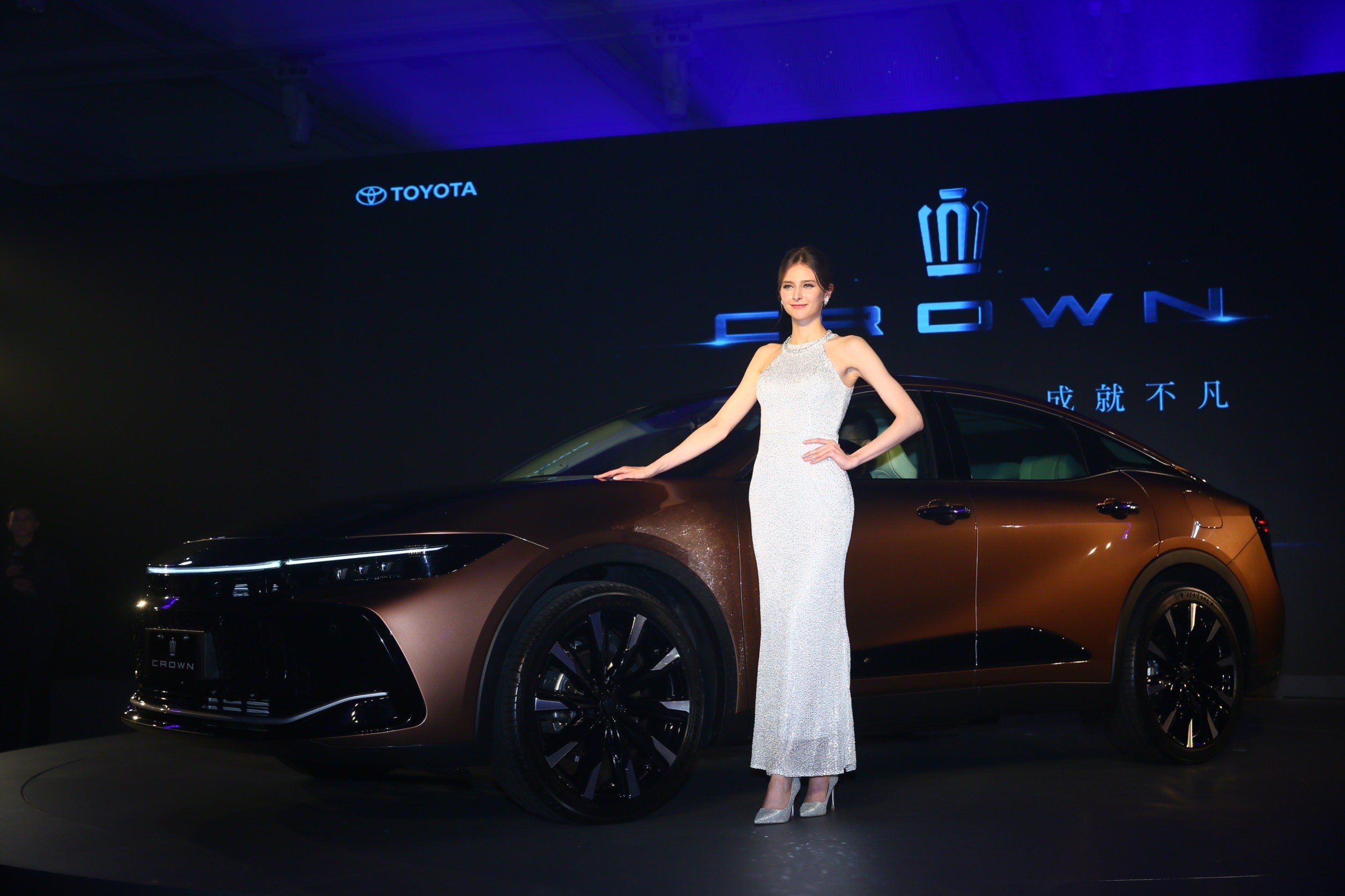 Toyota Crown（皇冠）由總代理和泰汽車導入台灣正式發售。