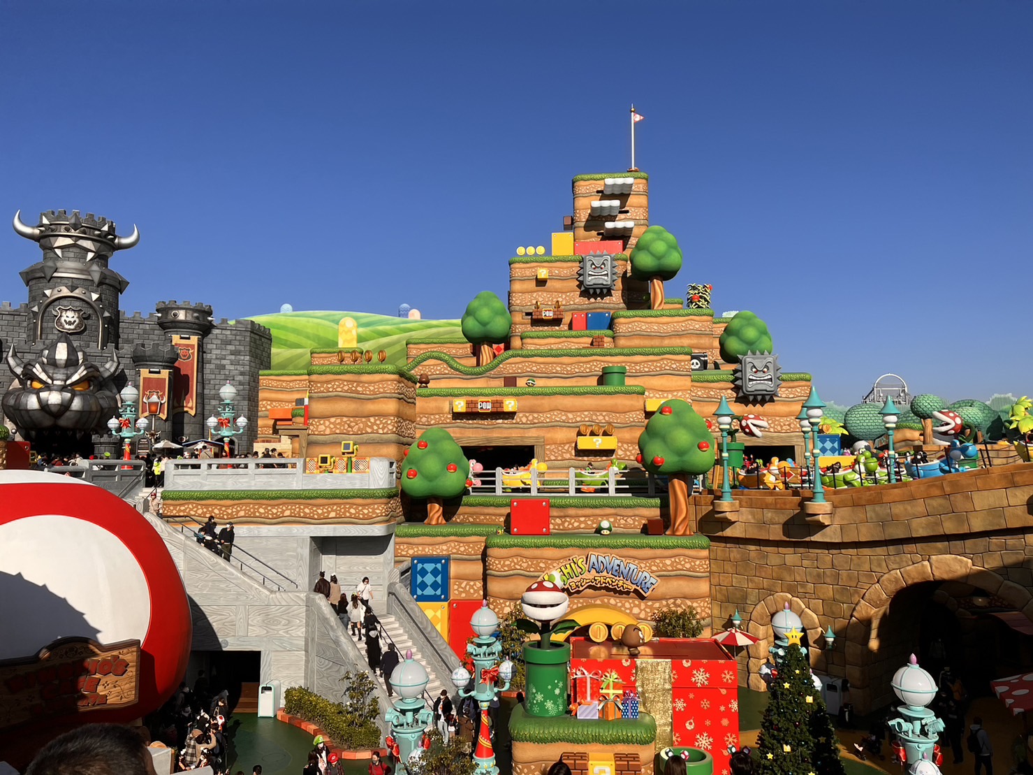 女網友抱怨，去大阪環球影城遊玩時，竟被同為台灣人的遊客偷錢。