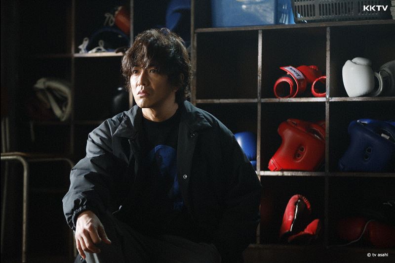 木村拓哉在《邁向未來的10 Count》飾演拳擊教練。（KKTV提供）