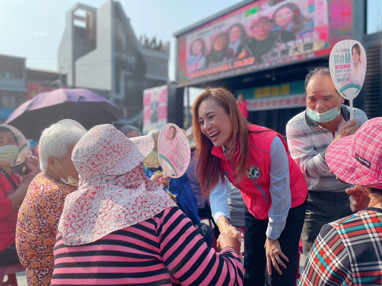 立委參選人郭貞慧在東山區舉辦首場「信賴台灣」挺賴清德造勢活動。（讀者提供）