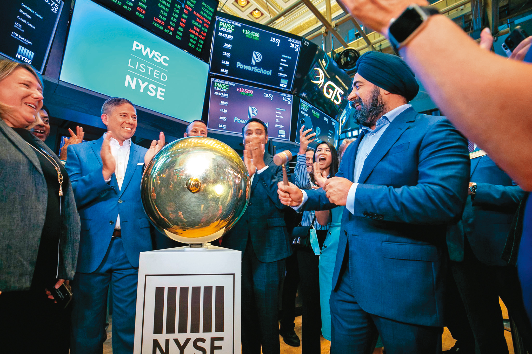 全球股市近期迎來不小反彈，但接下來企業將陸續公布財報，投資人應密切關注。（翻攝NYSE臉書）