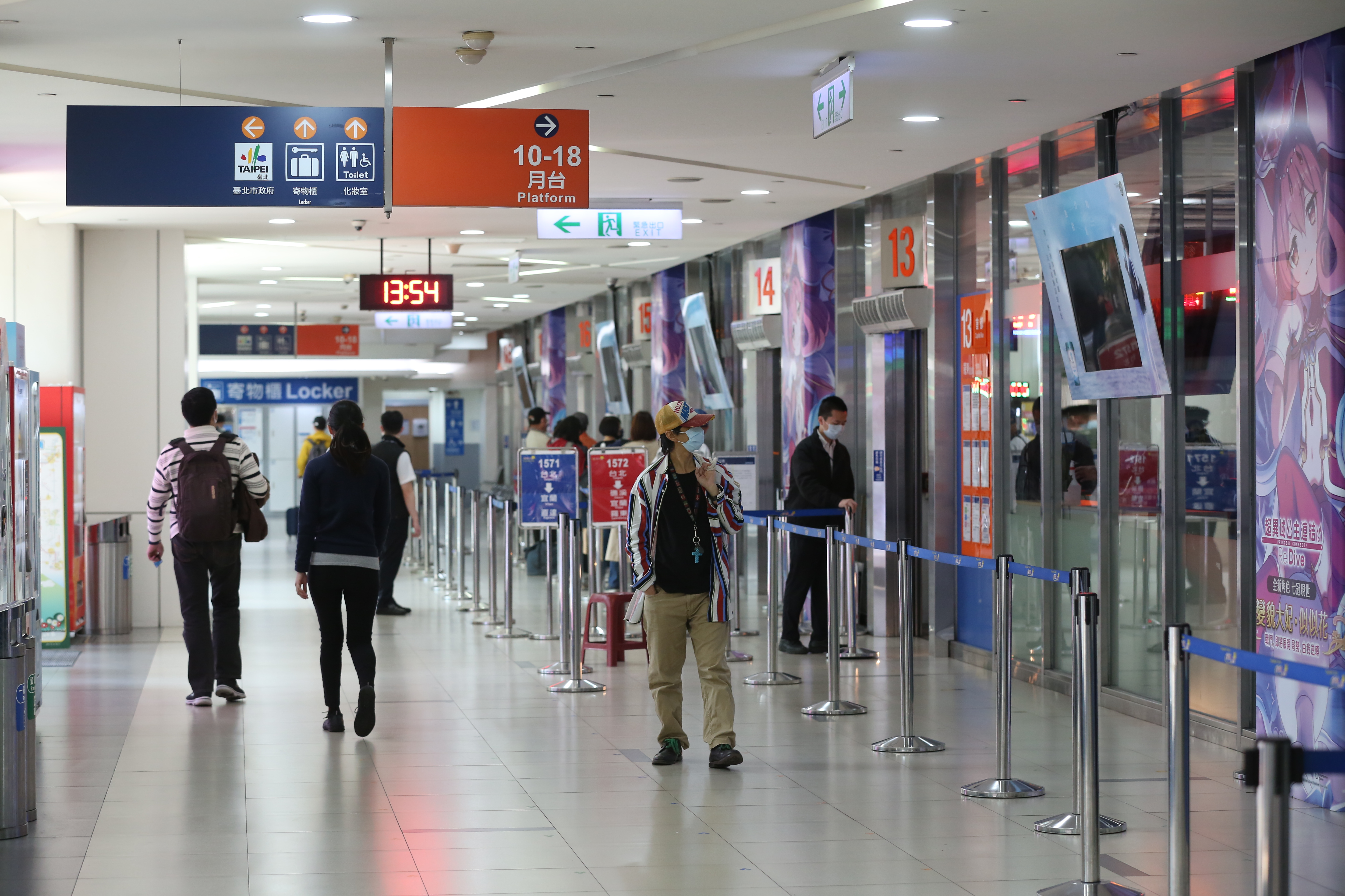 清明連假西部國道客運尚有75％空位，民眾可至各客運業者網站查詢。（本刊資料照）