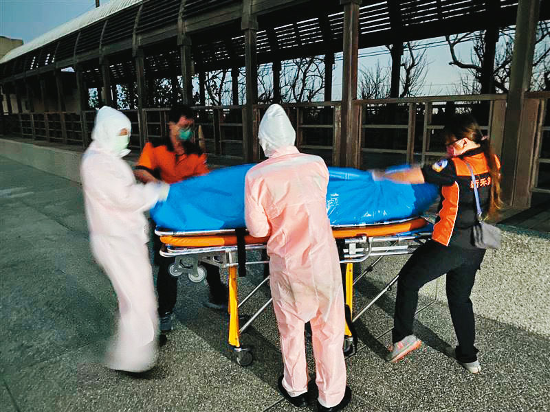 傳越南人成功偷渡來台打黑工已逾千人，但不幸命喪海中的人數也難以估計。（翻攝畫面）