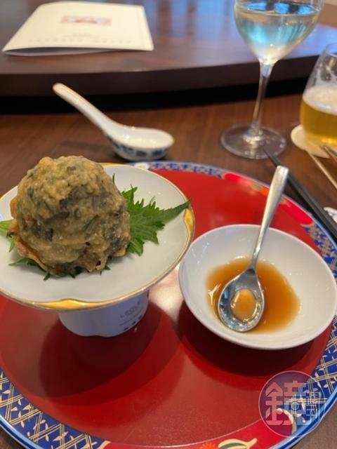 山海樓的「蚵嗲」用的是台南安平港阿祥伯的配方。