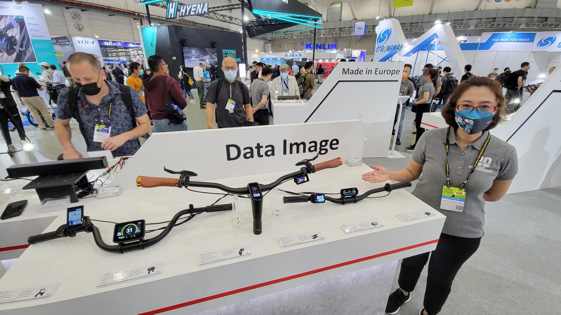 佳世達集團旗下的特殊應用觸控面板廠商眾福科技，積極進軍數位電動腳踏車市場，推出一系列自行車智慧顯示器。（眾福科技提供）