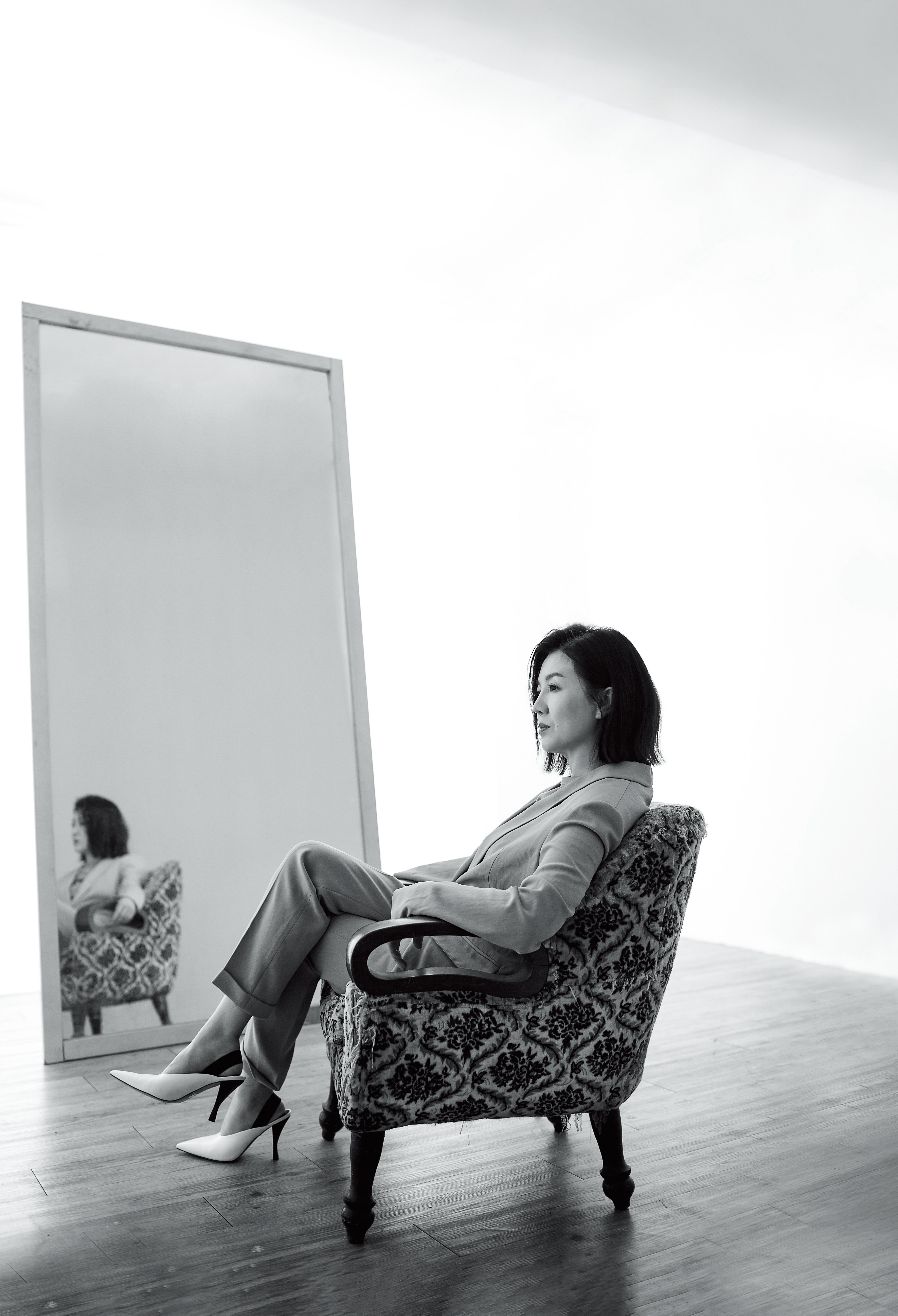 苗可麗很有心靈導師的一面，比如她說，「人生就是選擇，留下或離開。臣服、接受，之後很多情緒跟壓力都會突然間消失。」