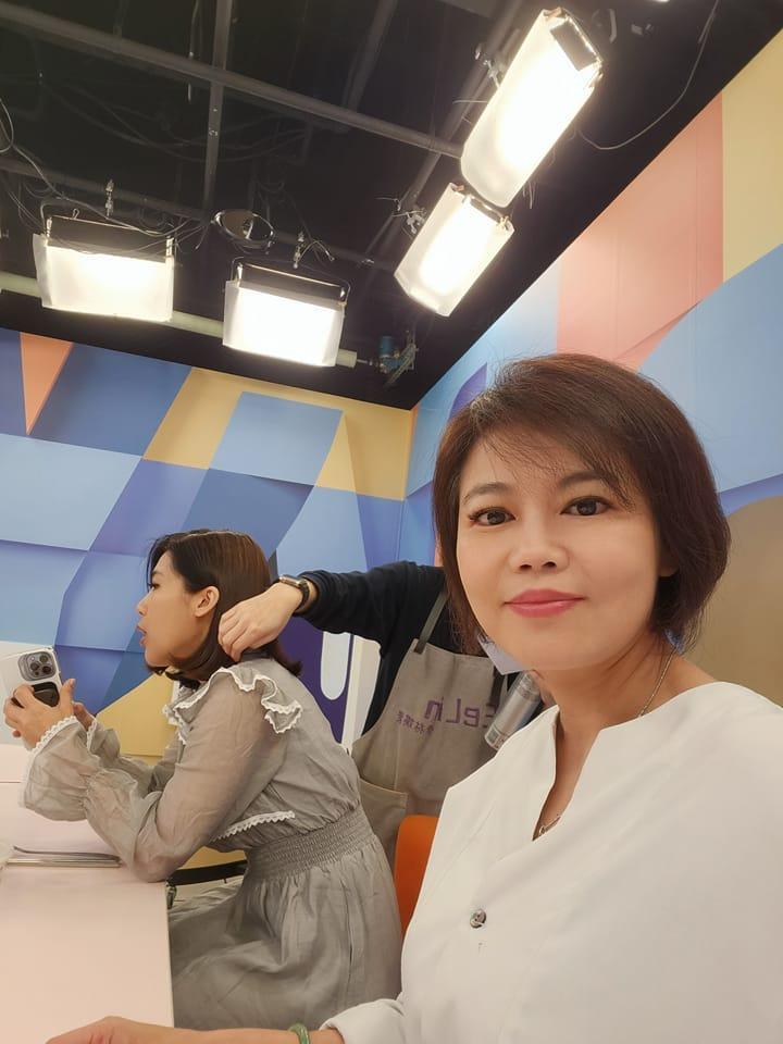 游淑慧(右)不贊成蔣萬安參與黨內立委初選協調,建議他應專注市政。(翻攝自游淑慧 台北市議員臉書)
