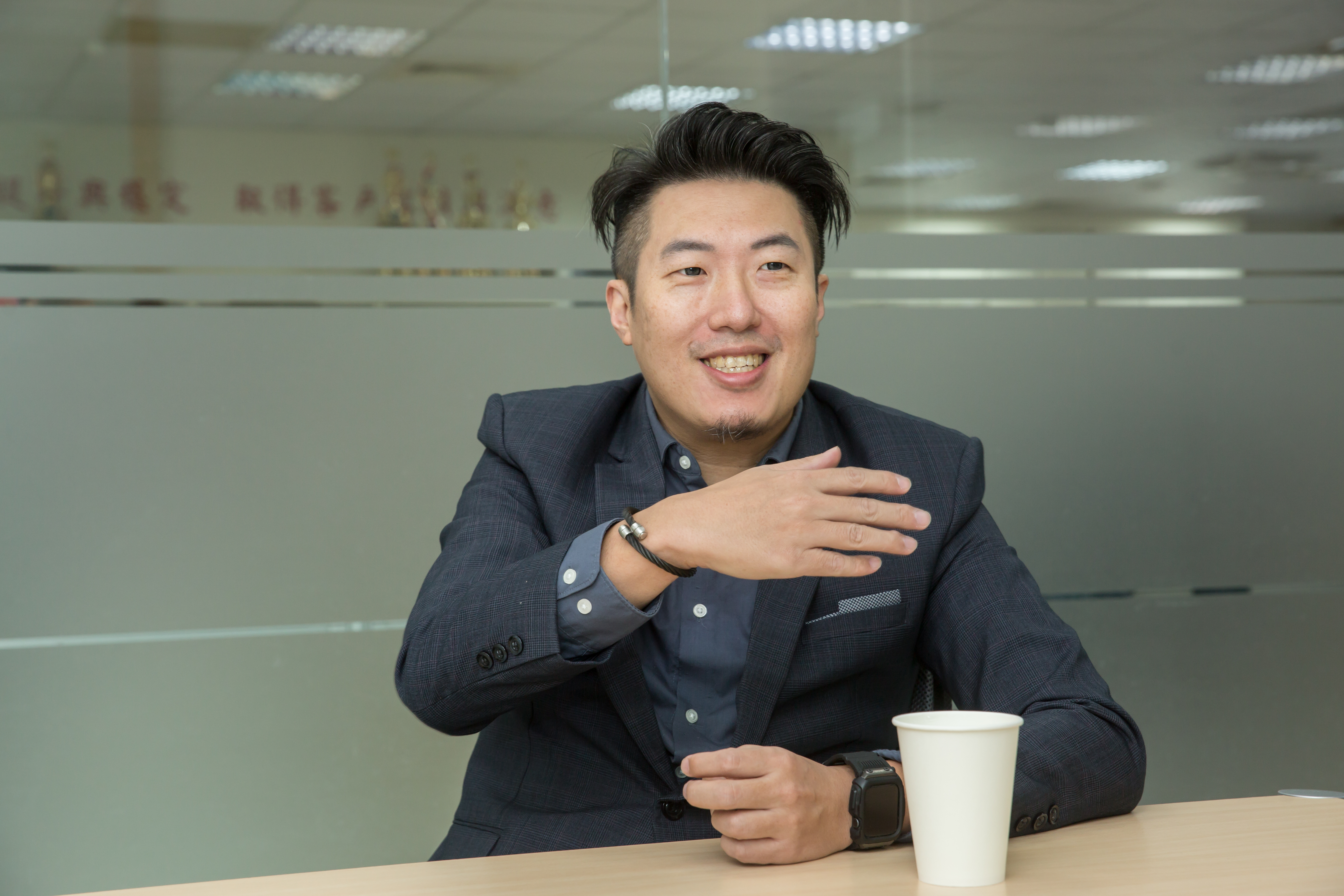 執行長楊奕康平常管理大陸廠，難得回台受訪，大方分享增強業績的必做基本功。