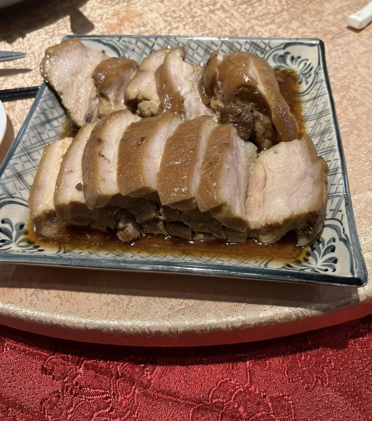 原版的金醬肉顏色是淡金色。