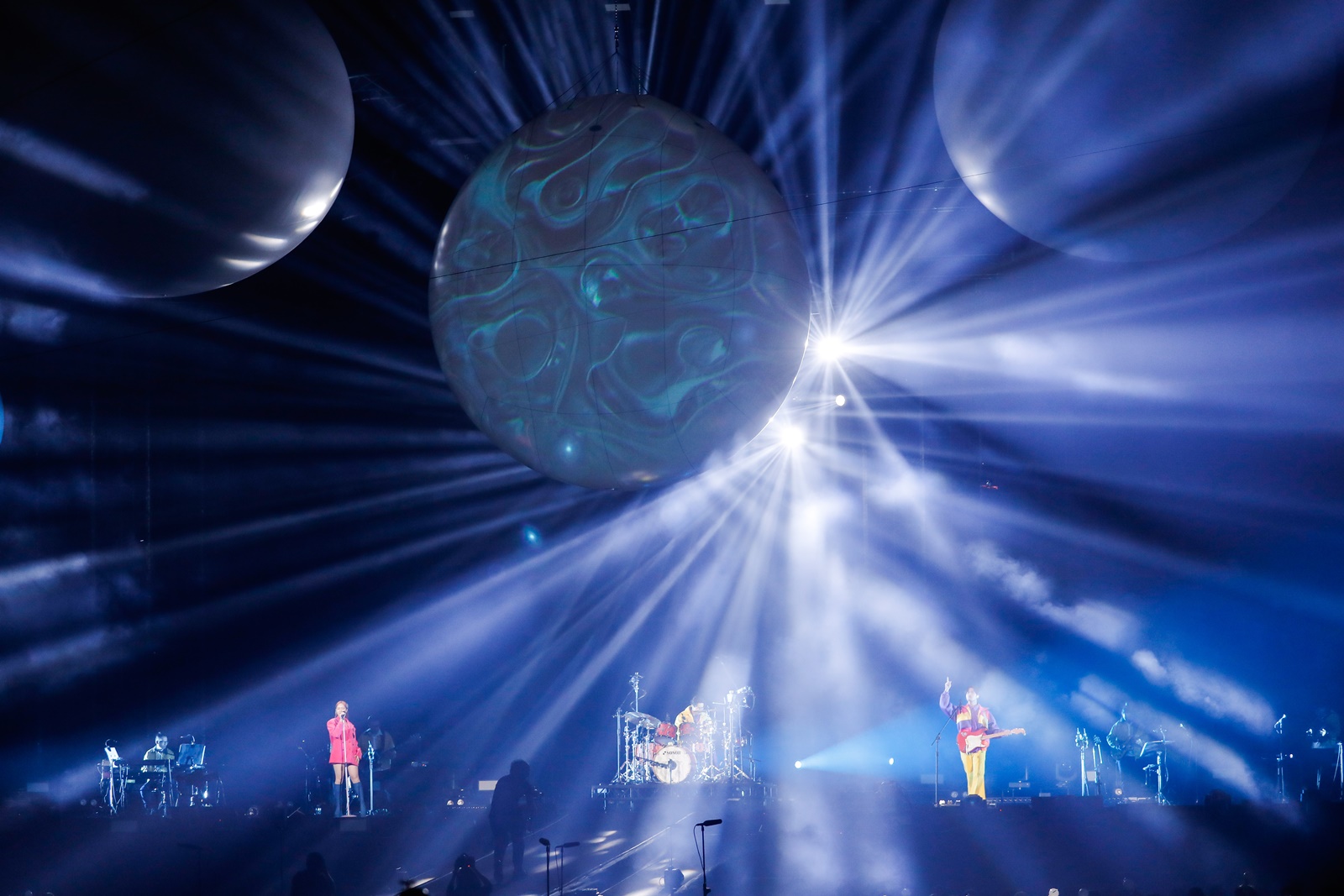 告五人出道6年「就站上台北小巨蛋」，砸6000萬開唱…心情只有13字！